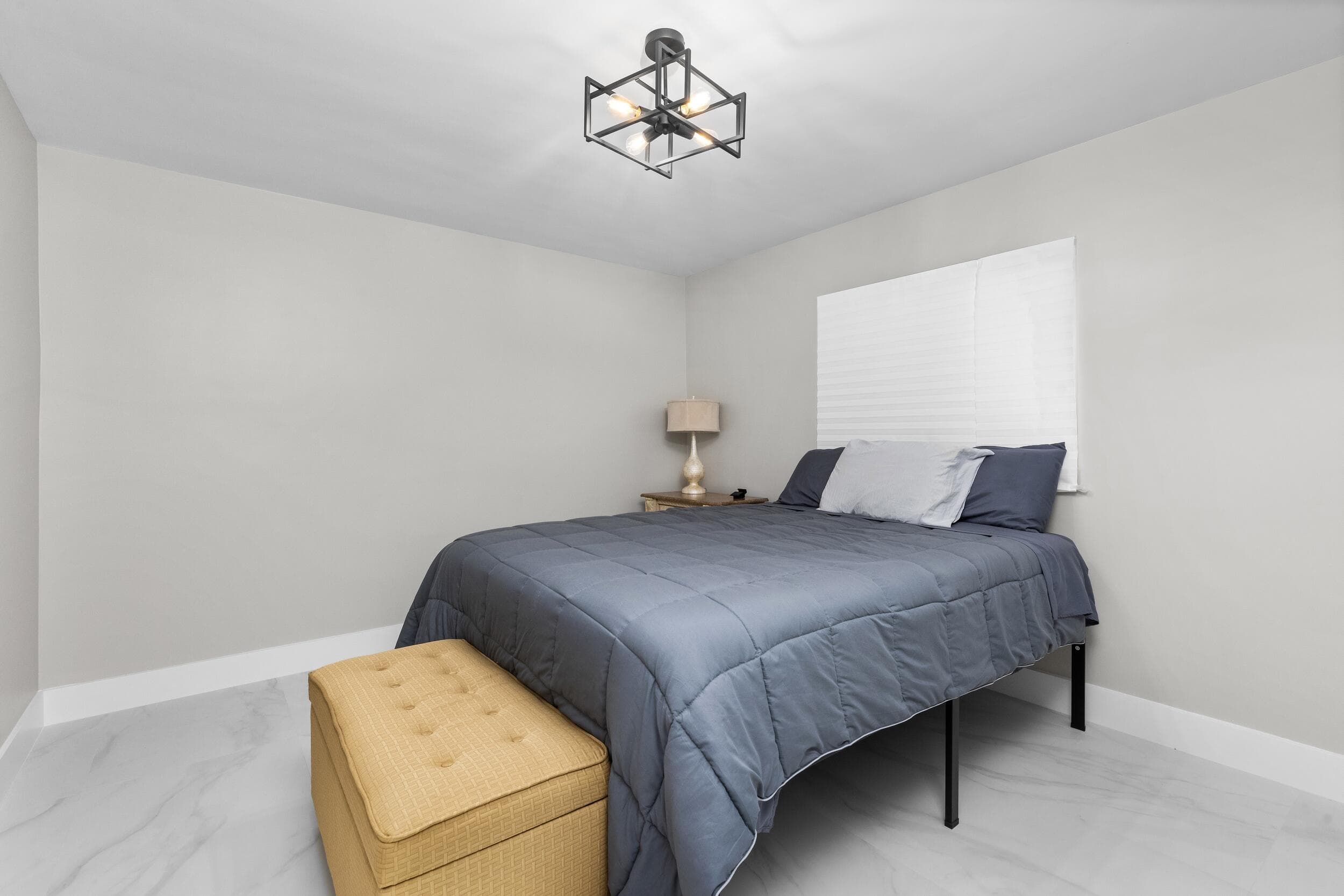 2500 NE 23rd Street, Pompano Beach, FL 33062 — photo 20 of 35