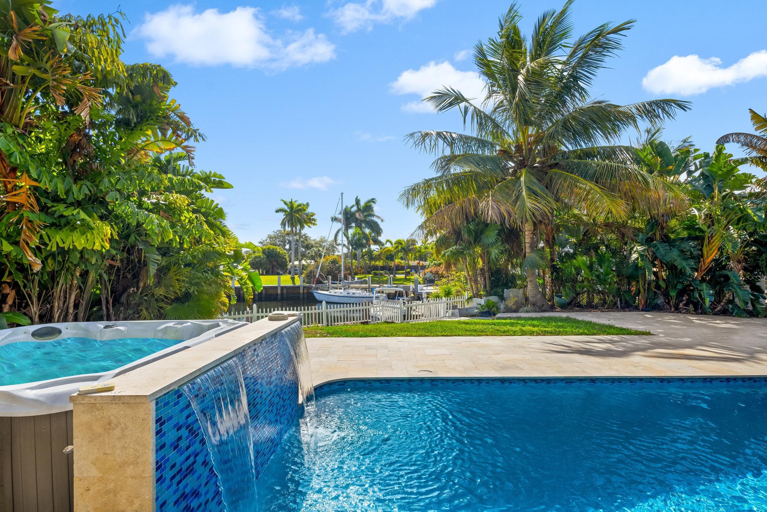 2500 NE 23rd Street, Pompano Beach, FL 33062 — photo 3 of 35