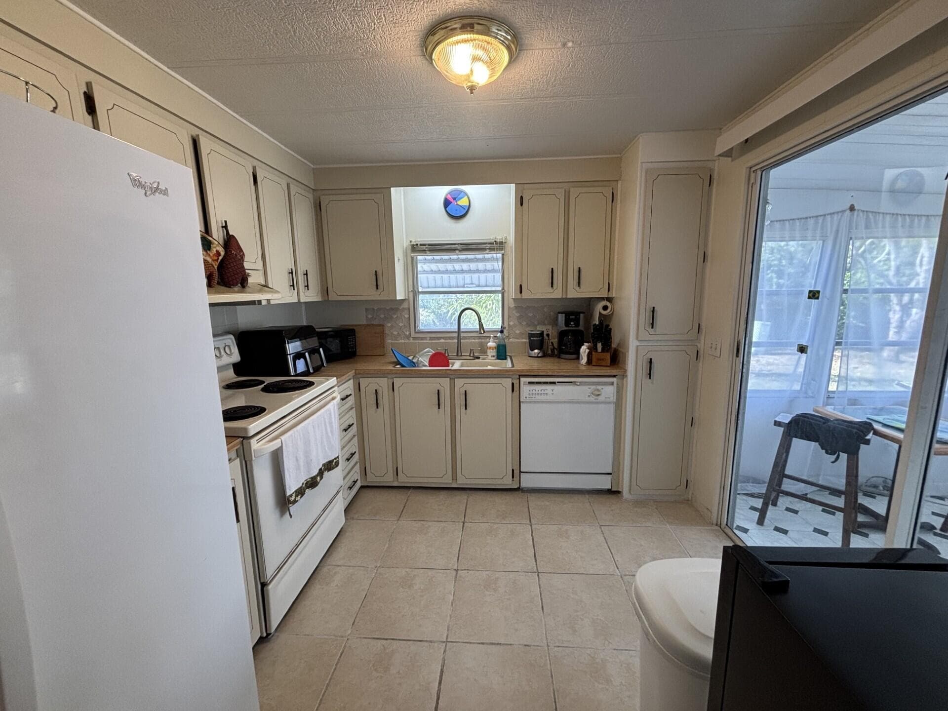 4257 1st Ct, Lot 84, Lake Worth, FL 33462 — photo 13 of 29