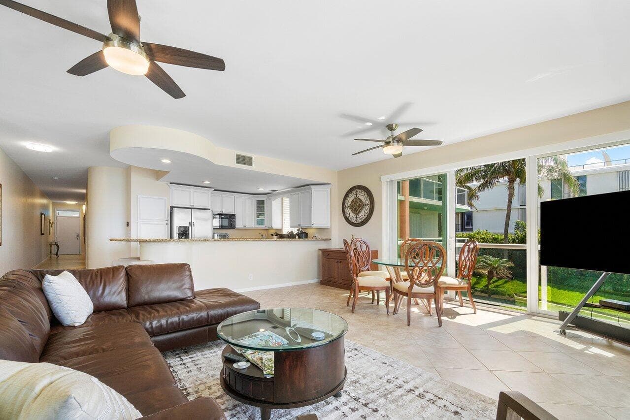 120 Inlet Way 204, Palm Beach Shores, FL 33404 — photo 10 of 27