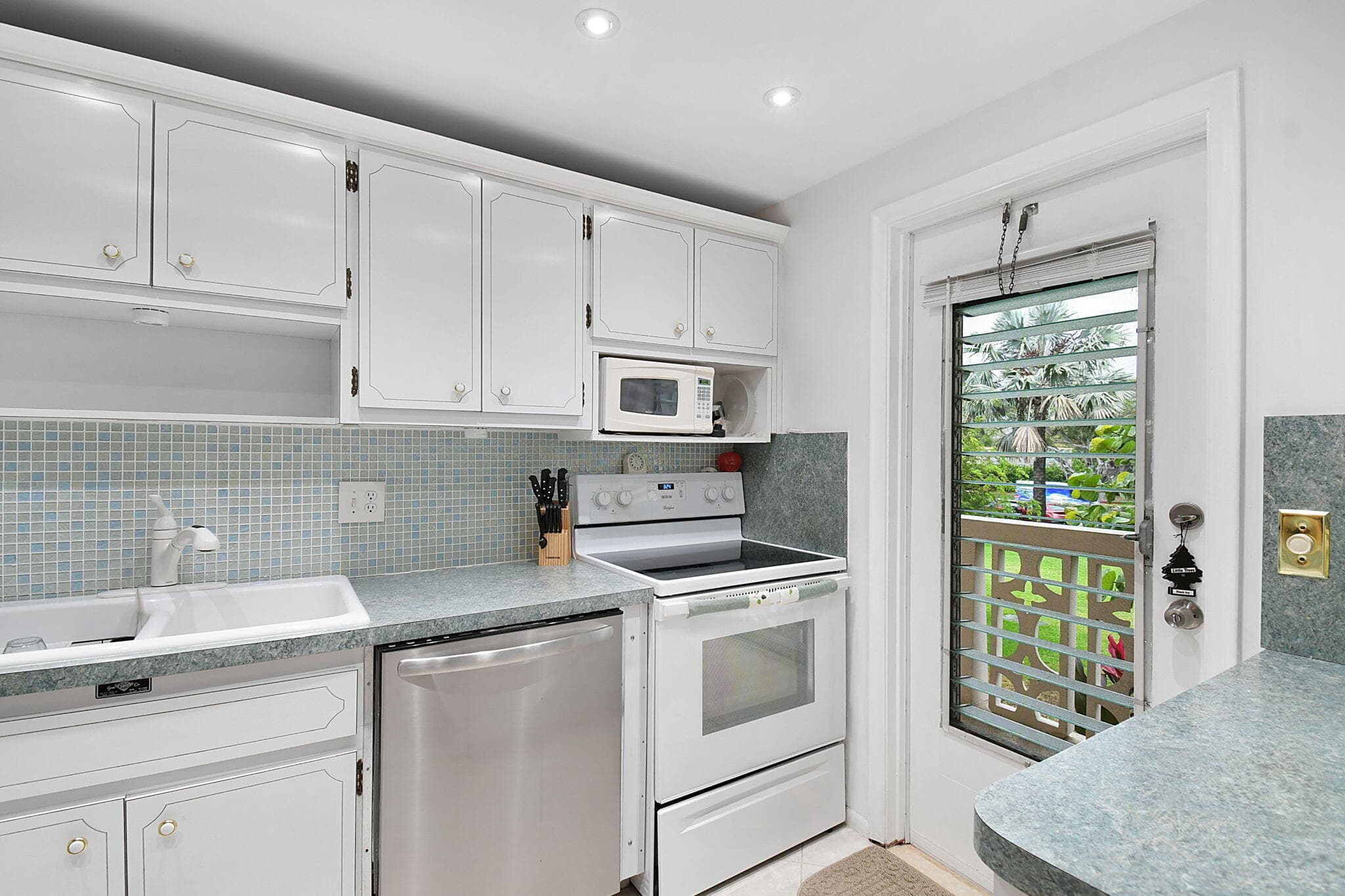 400 NE 20th Street A207, Boca Raton, FL 33431 — photo 3 of 55