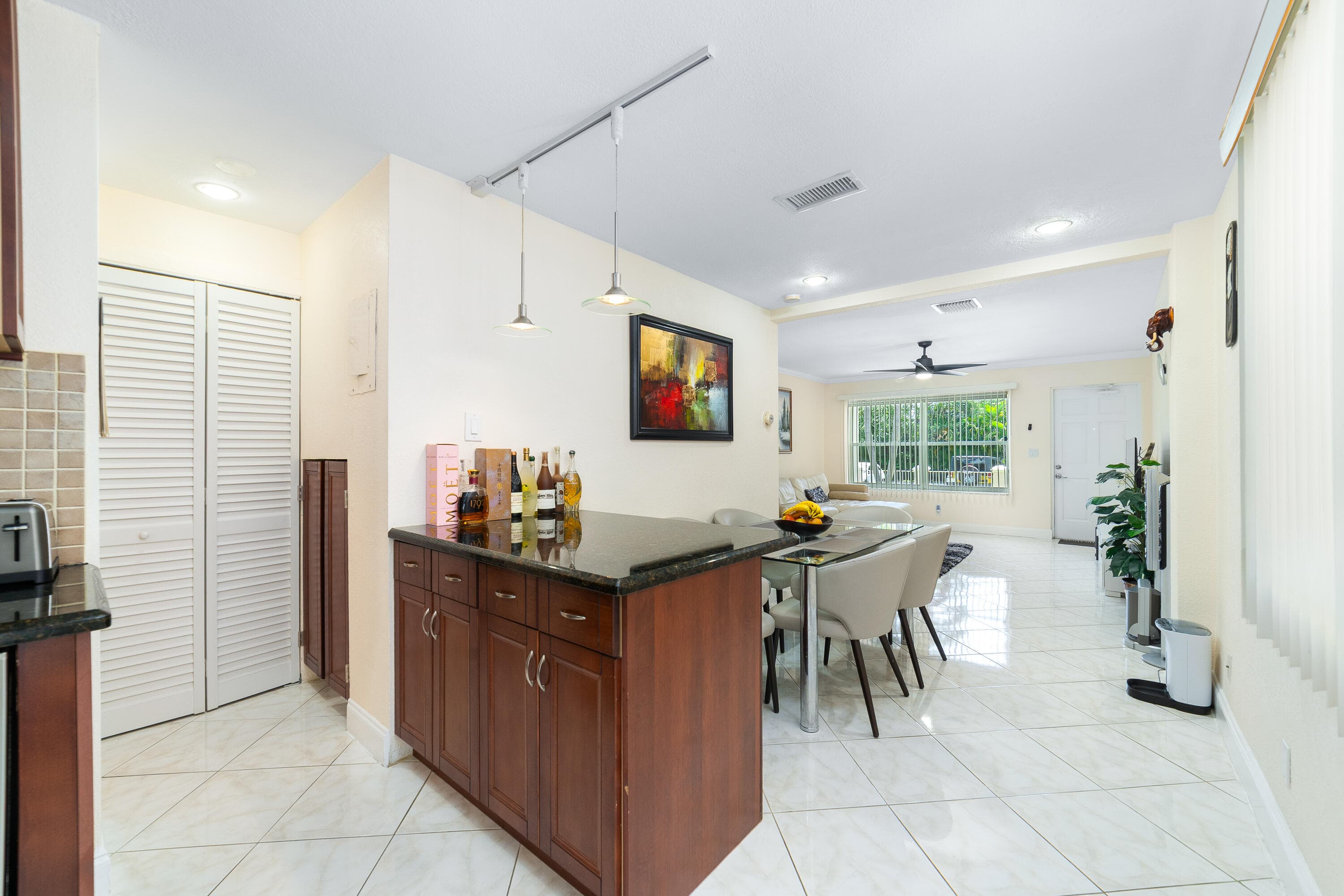 4521 NE 21st Avenue 1, Fort Lauderdale, FL 33308 — photo 10 of 31
