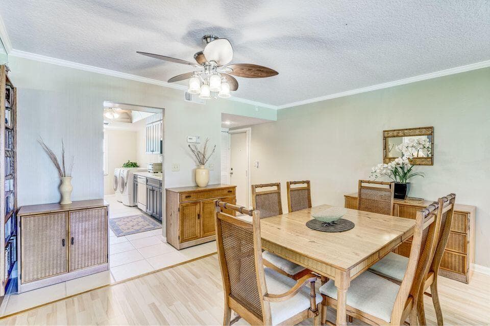 1160 Sugar Sands Boulevard 403 1st Fl, Singer Island, FL 33404 — photo 8 of 32
