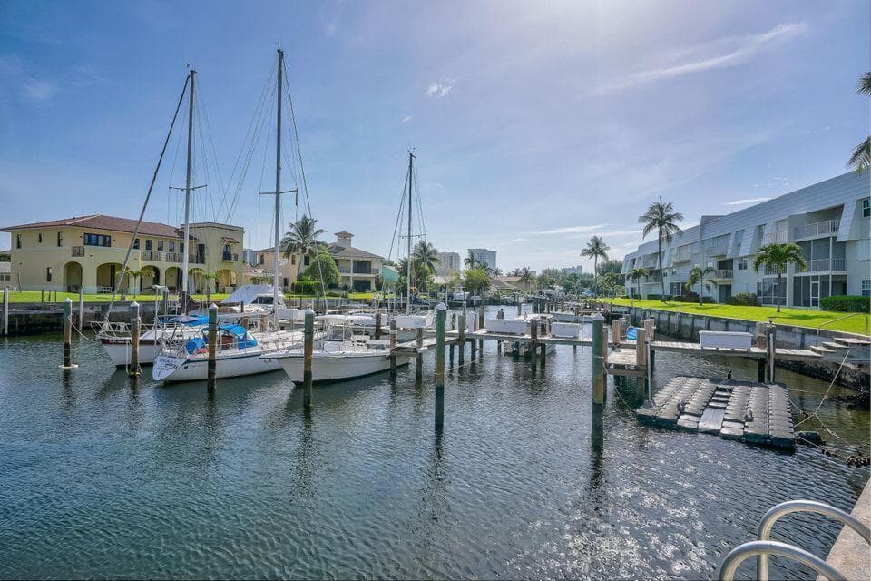 1160 Sugar Sands Boulevard 403 1st Fl, Singer Island, FL 33404 — photo 27 of 32