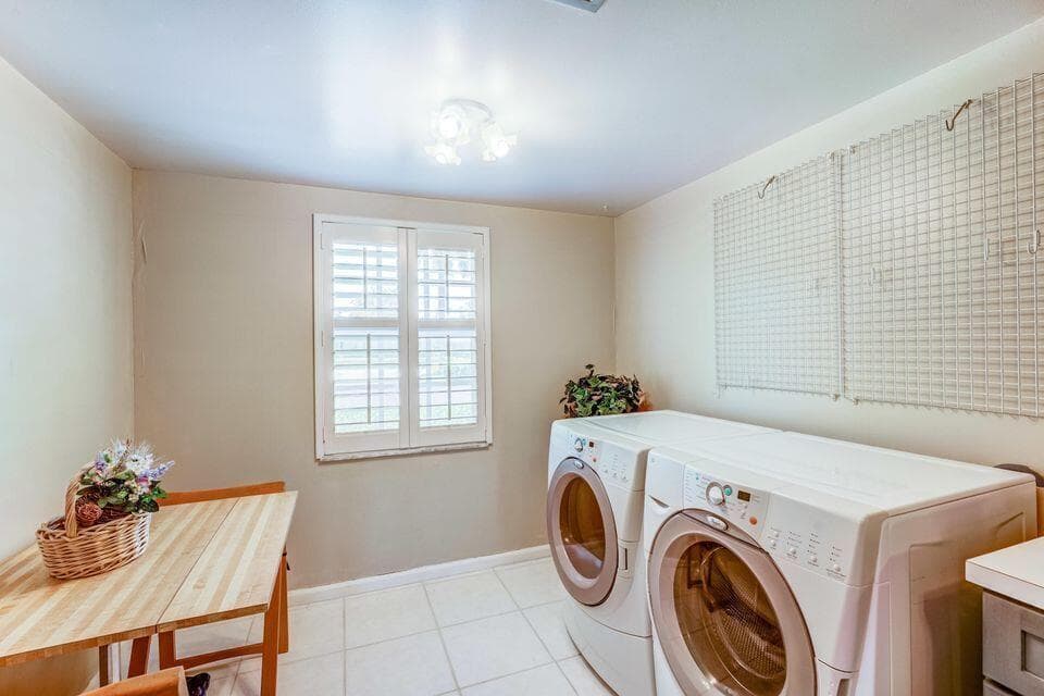 1160 Sugar Sands Boulevard 403 1st Fl, Singer Island, FL 33404 — photo 24 of 32