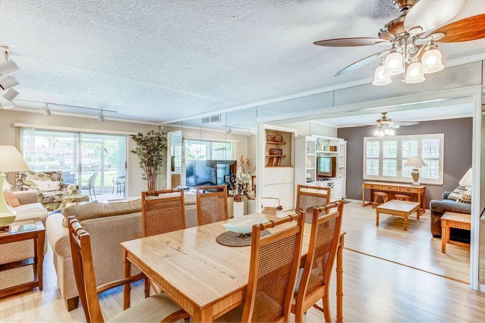 1160 Sugar Sands Boulevard 403 1st Fl, Singer Island, FL 33404 — photo 9 of 32