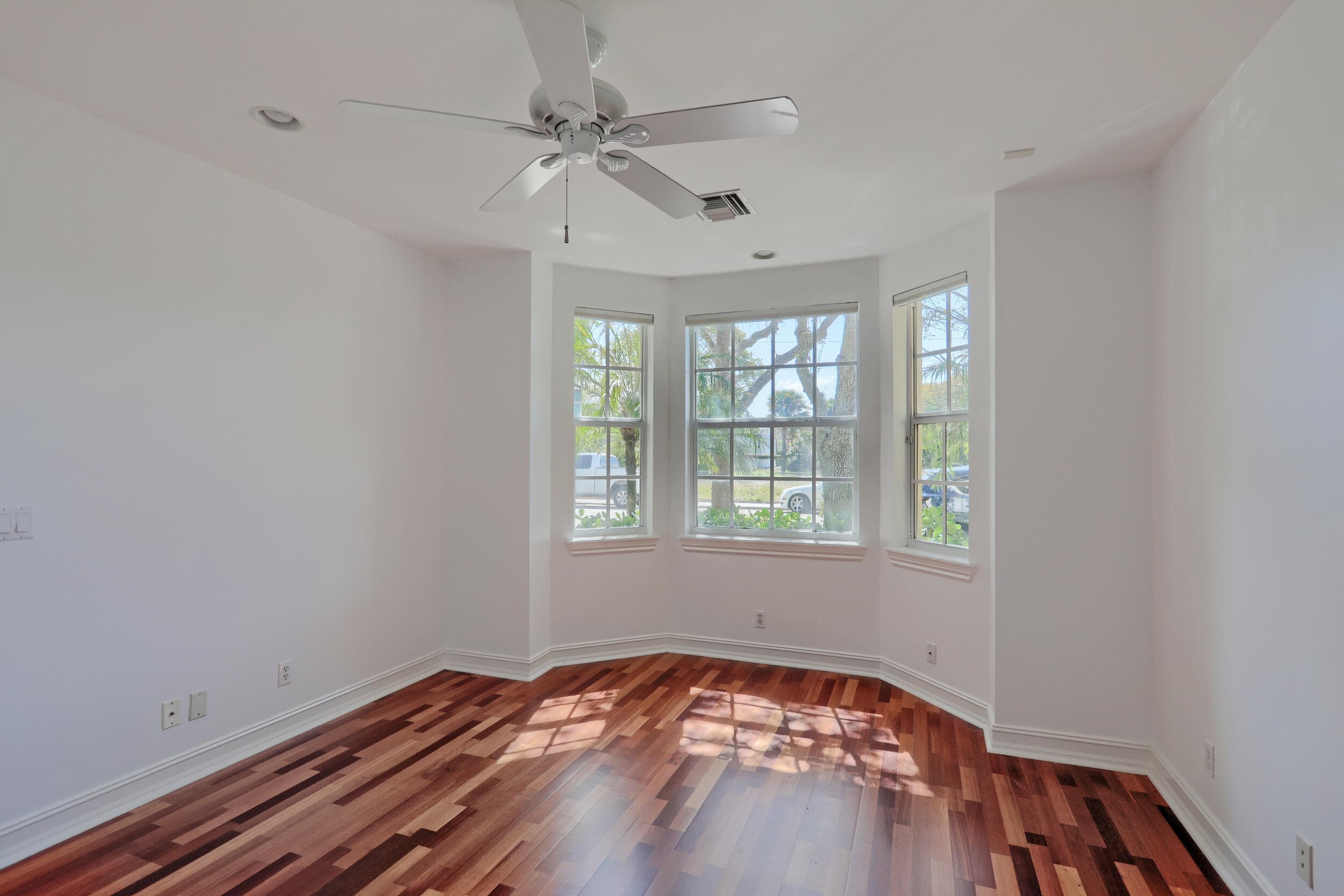 343 Flamingo Drive, West Palm Beach, FL 33401 — photo 9 of 60