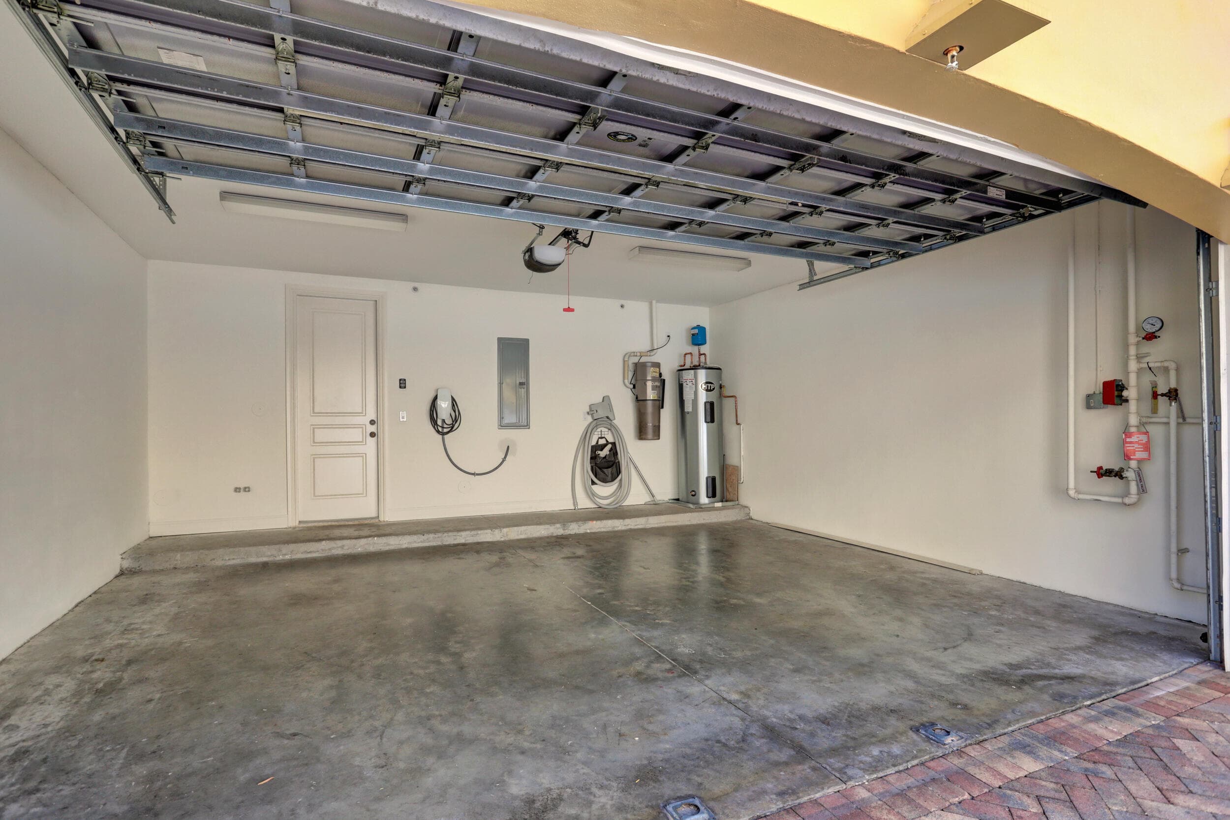 343 Flamingo Drive, West Palm Beach, FL 33401 — photo 43 of 60
