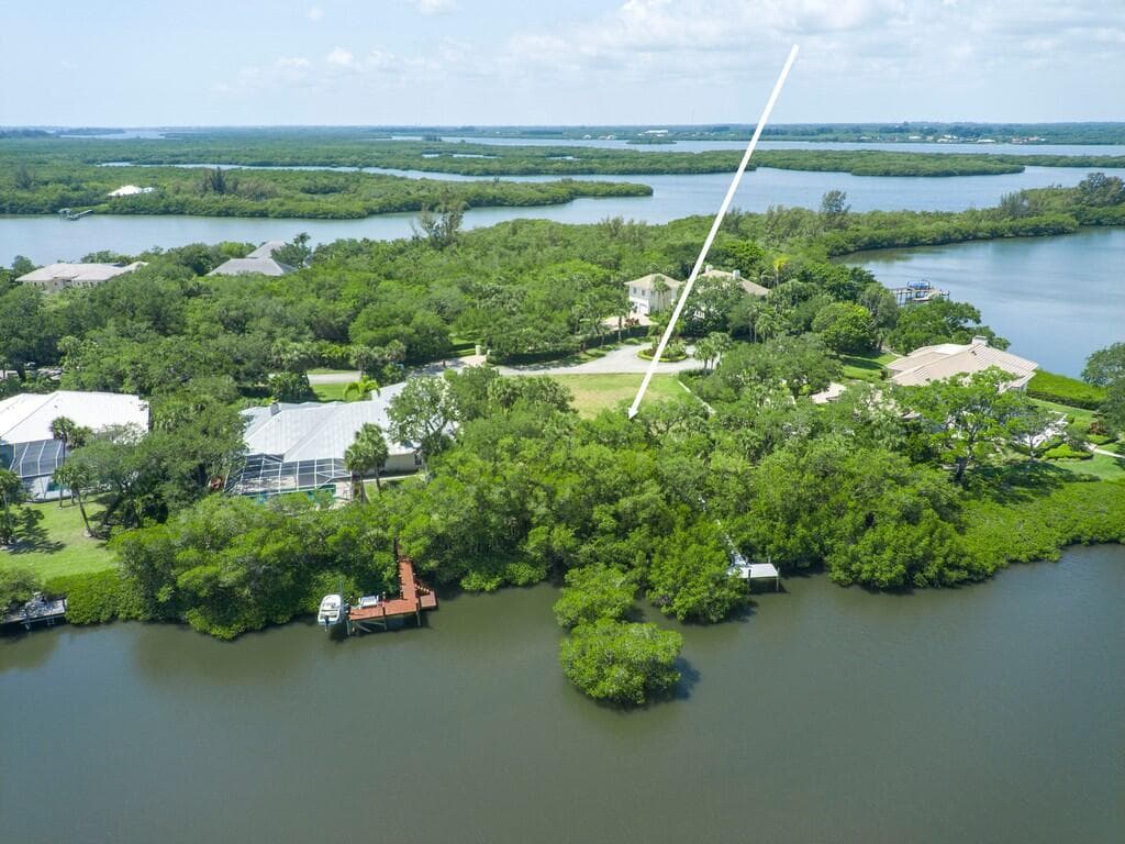 2660 Riverview Court, Vero Beach, FL 32963 — photo 20 of 44