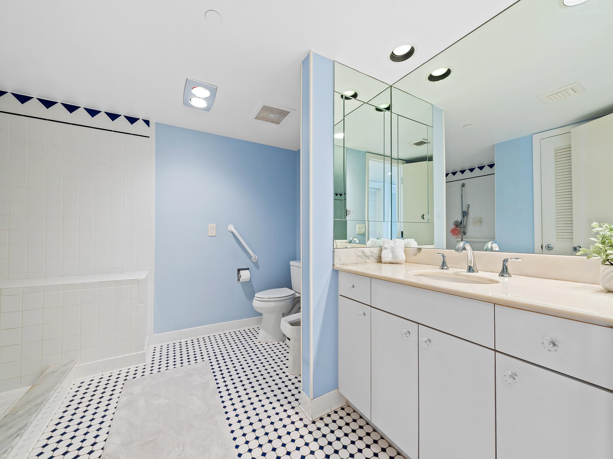 2727 S Ocean Boulevard 304, Highland Beach, FL 33487 — photo 22 of 72