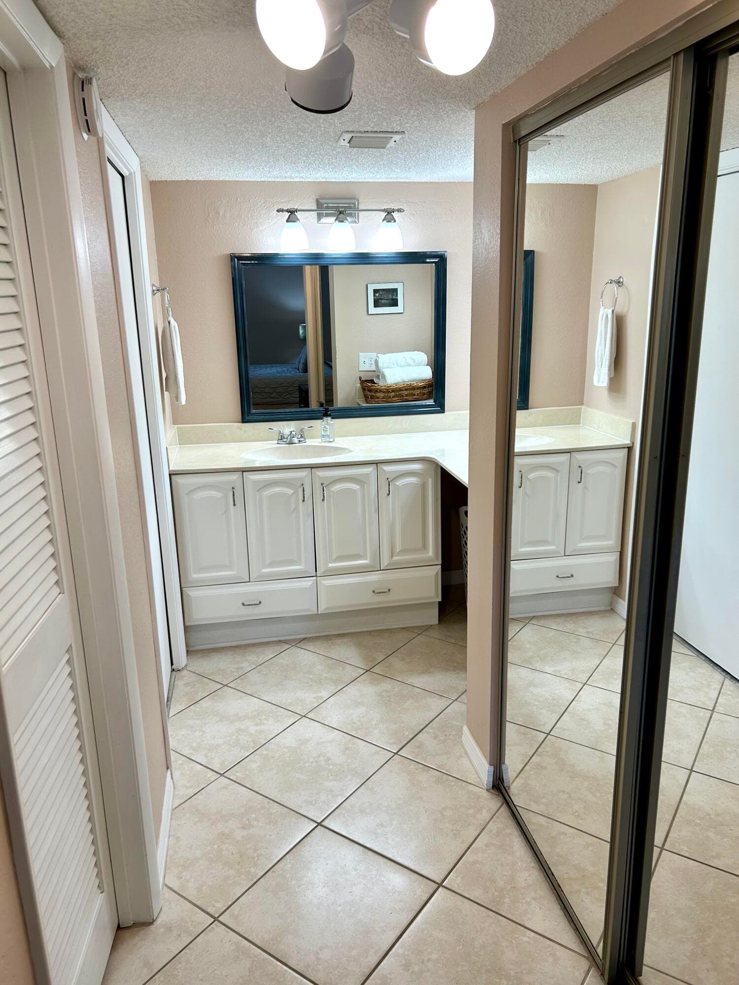 11231 Green Lake Drive 104, Boynton Beach, FL 33437 — photo 14 of 39