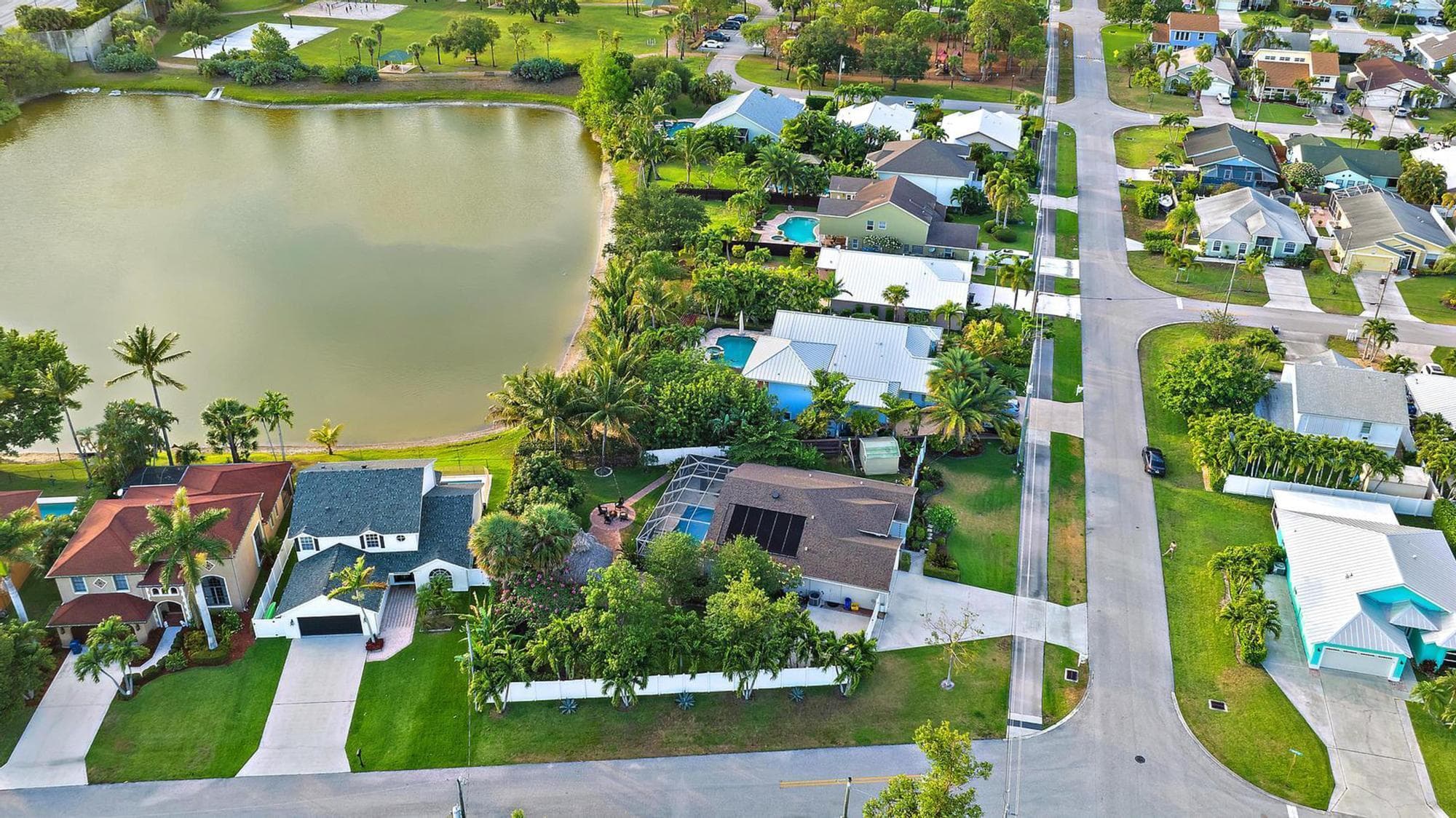 15129 Harriet Avenue, Jupiter, FL 33458 — photo 35 of 47
