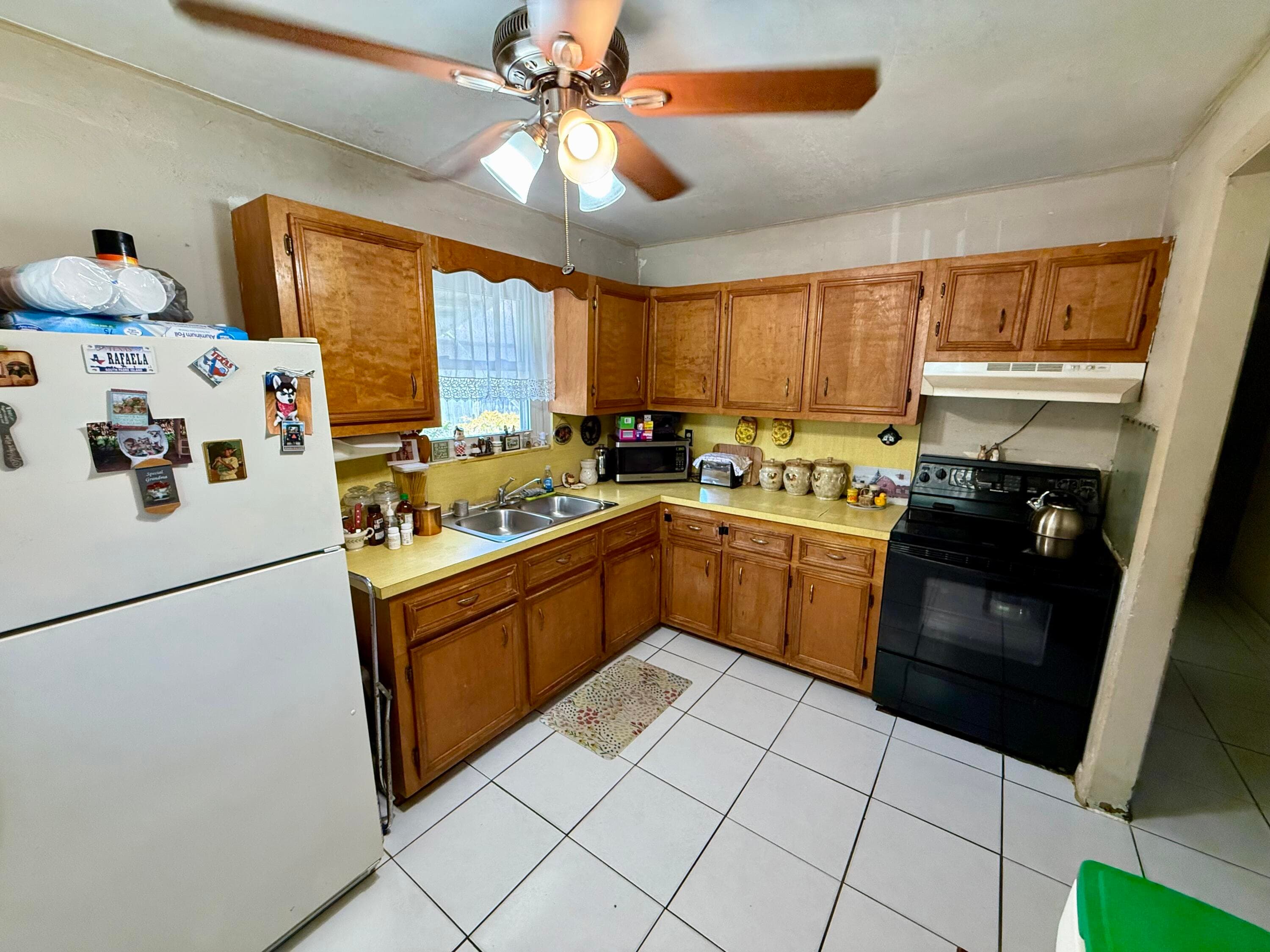 3520 Suncrest Road, Lake Worth, FL 33467 — photo 2 of 10