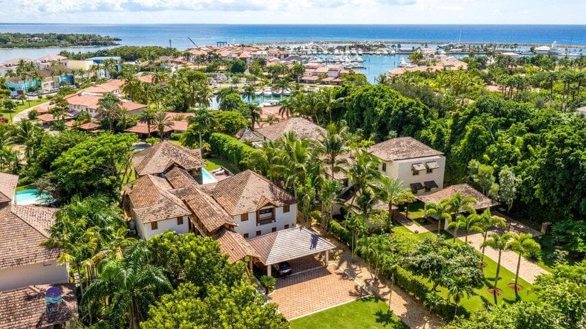 7a Bahia Chavon — photo 2 of 17