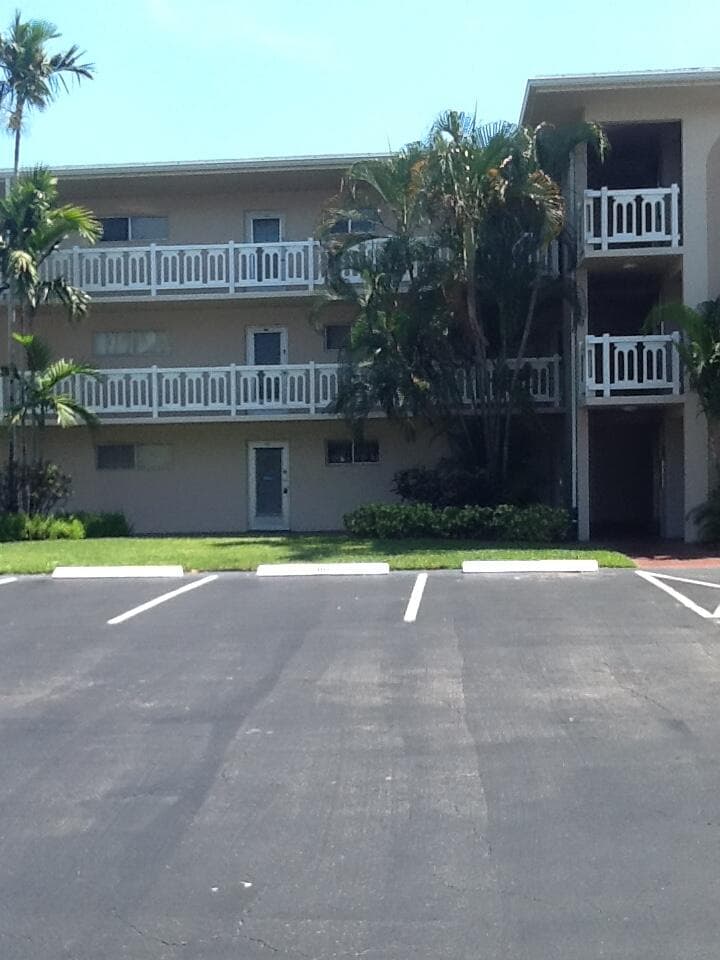 2724 S Garden Drive 311, Lake Worth, FL 33461 — photo 1 of 23