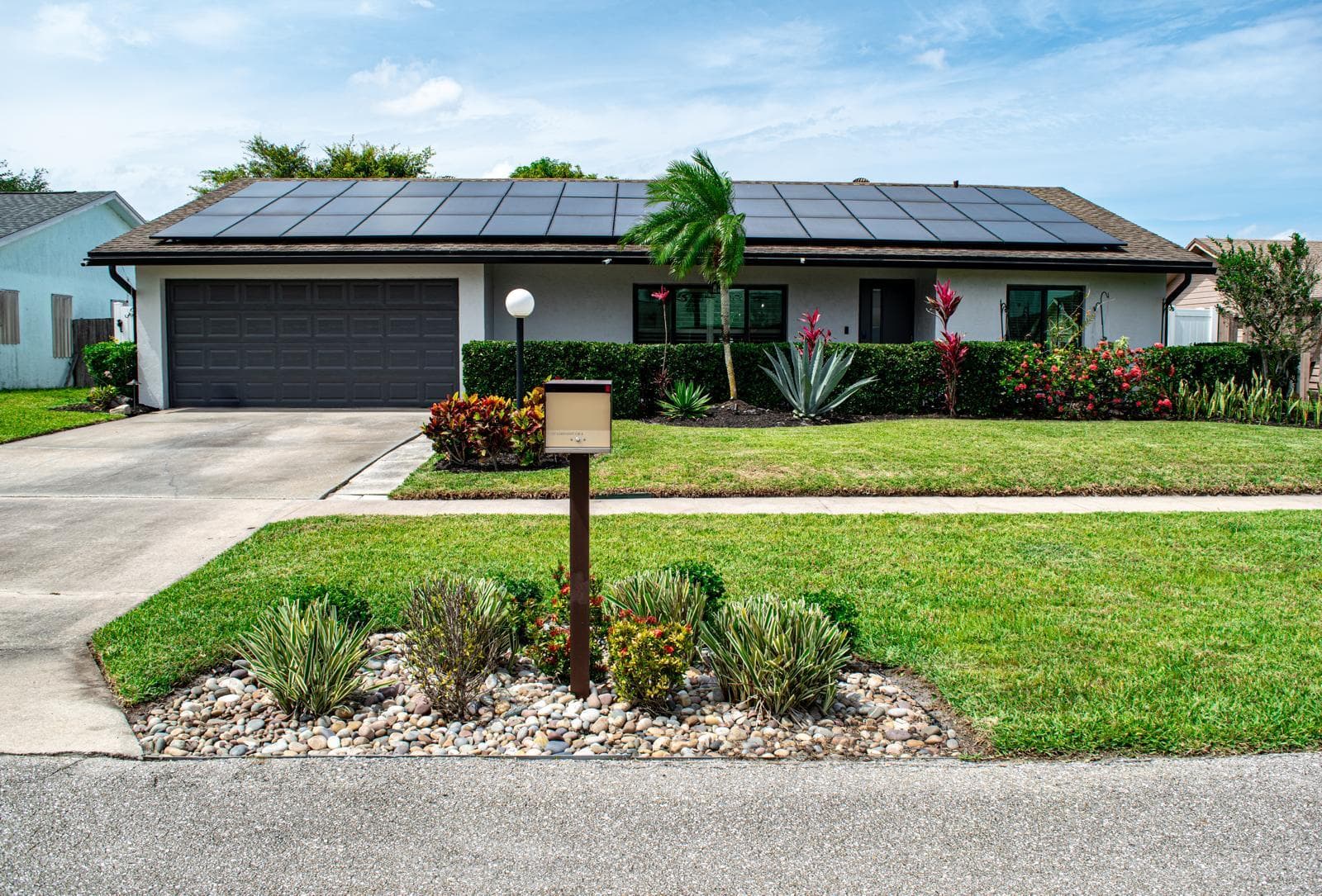 5432 Sandhurst Circle S, Lake Worth, FL 33463 — photo 1 of 21