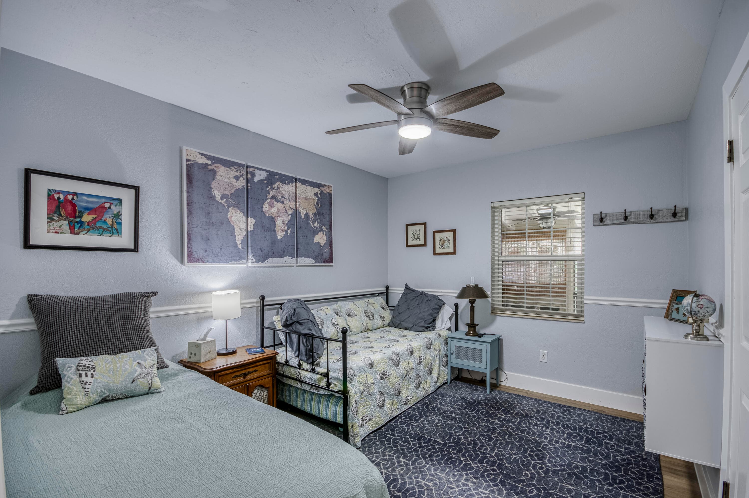 404 S Caloosahatchee Avenue, Jupiter, FL 33458 — photo 16 of 43