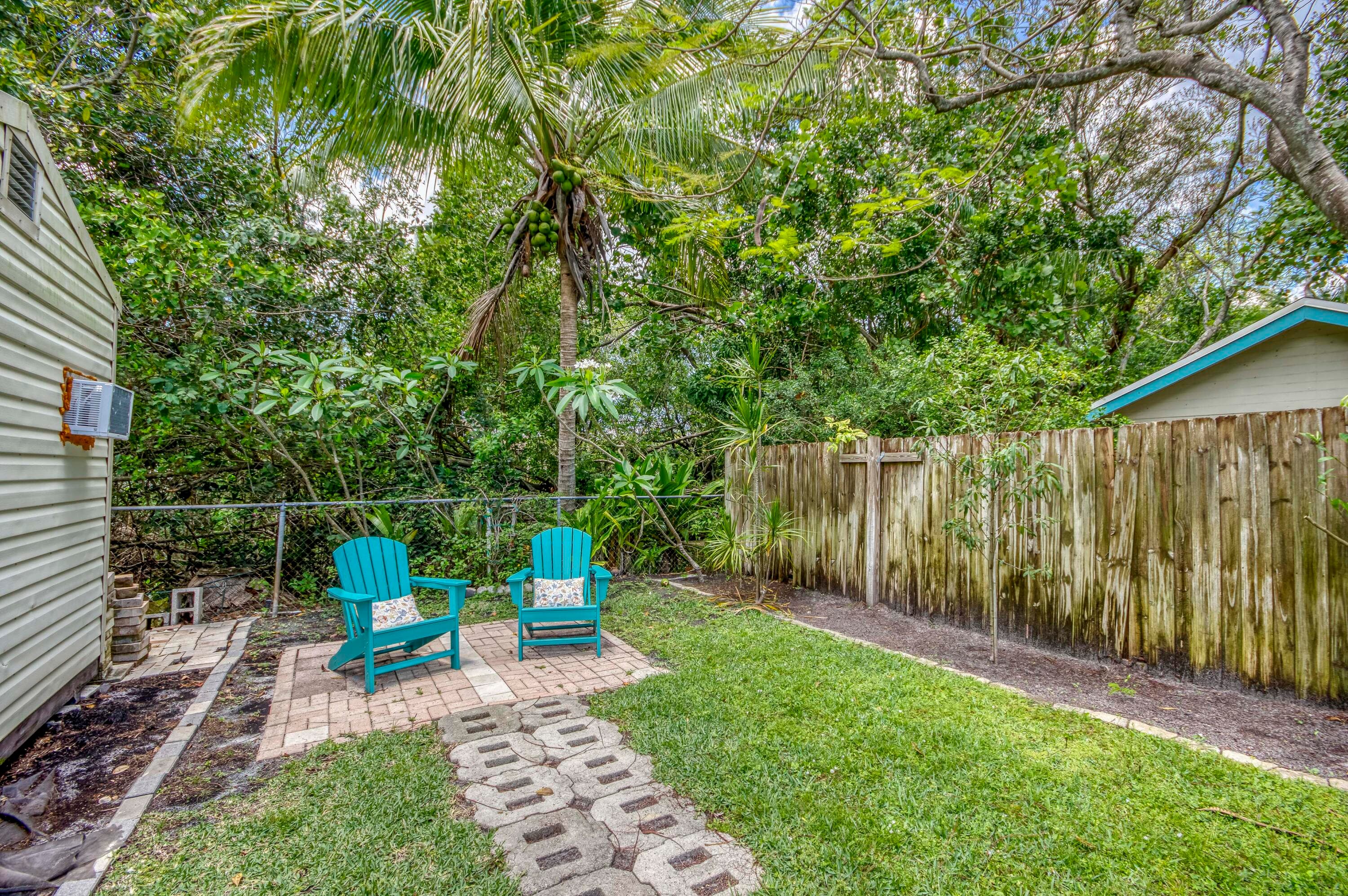 404 S Caloosahatchee Avenue, Jupiter, FL 33458 — photo 25 of 43