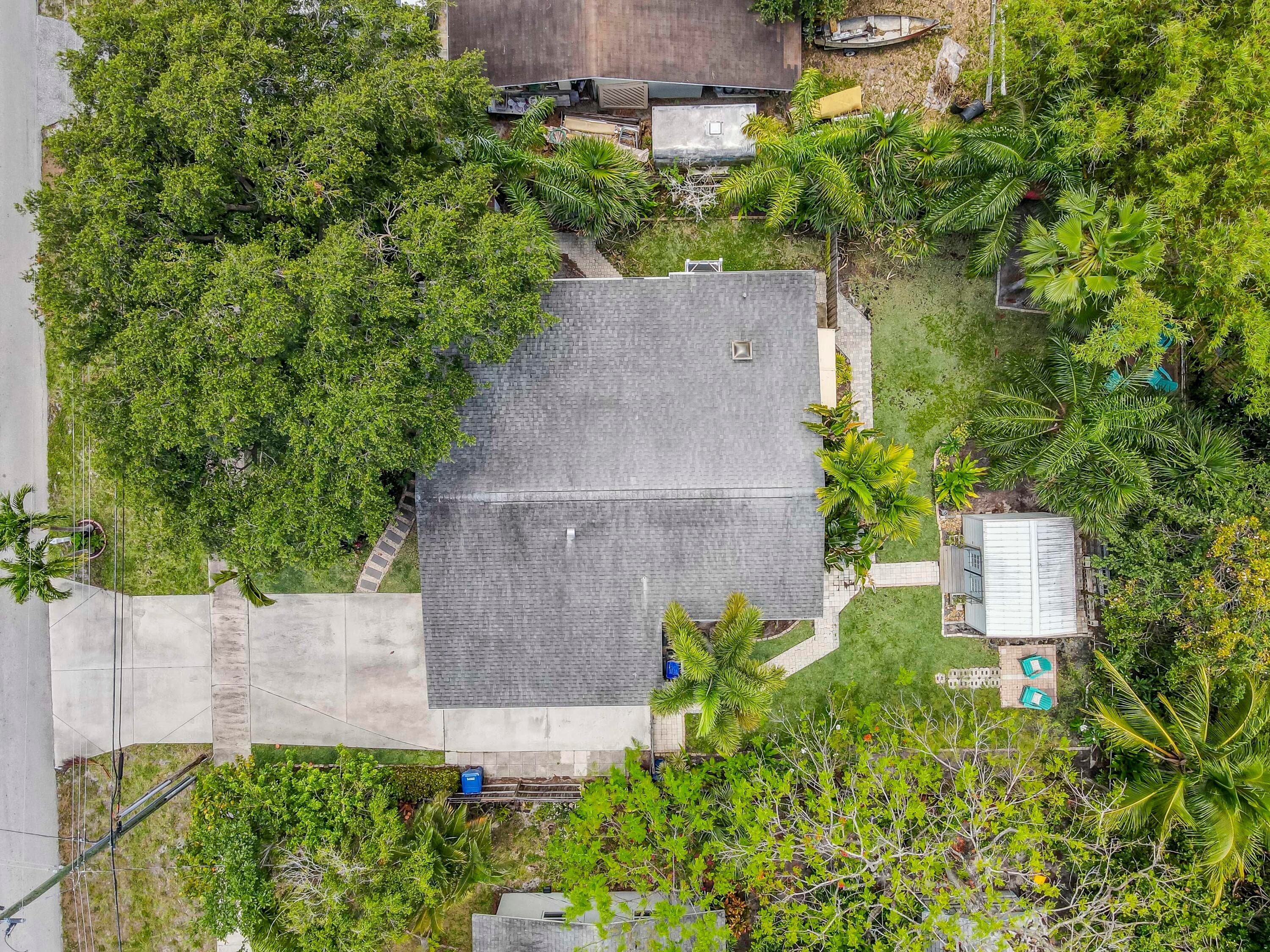 404 S Caloosahatchee Avenue, Jupiter, FL 33458 — photo 34 of 43