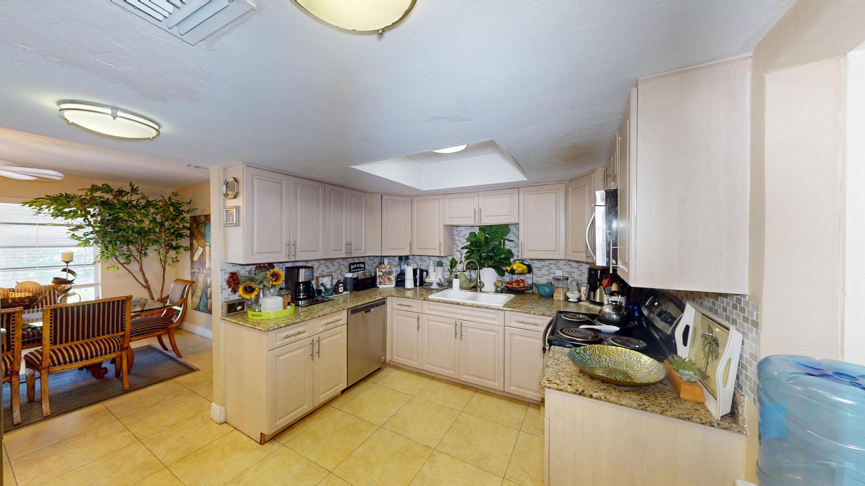 1630 40th Street, West Palm Beach, FL 33407 — photo 16 of 30