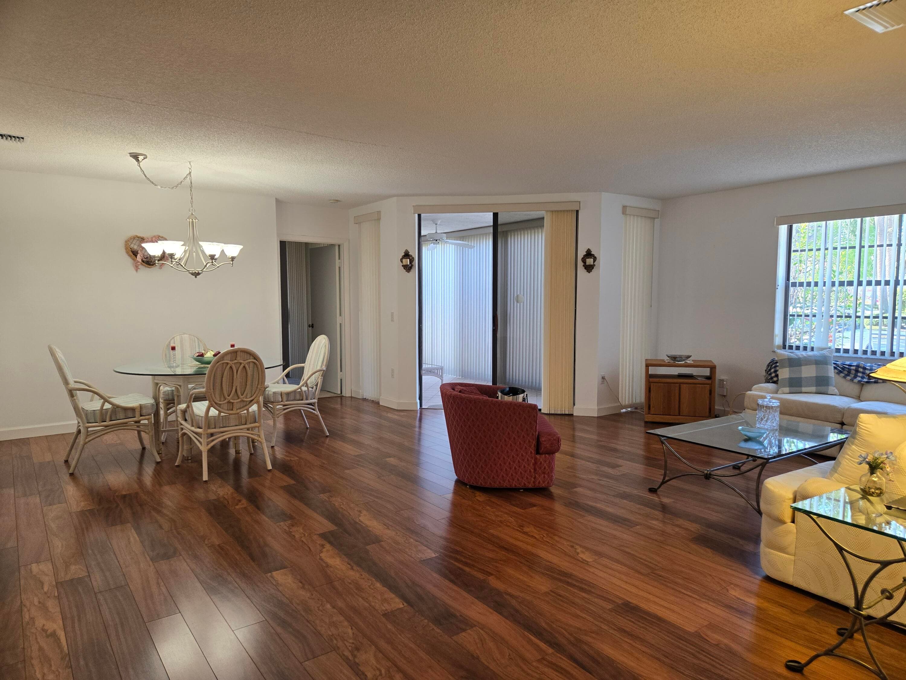 5135 Floria Drive G, Boynton Beach, FL 33437 — photo 9 of 82