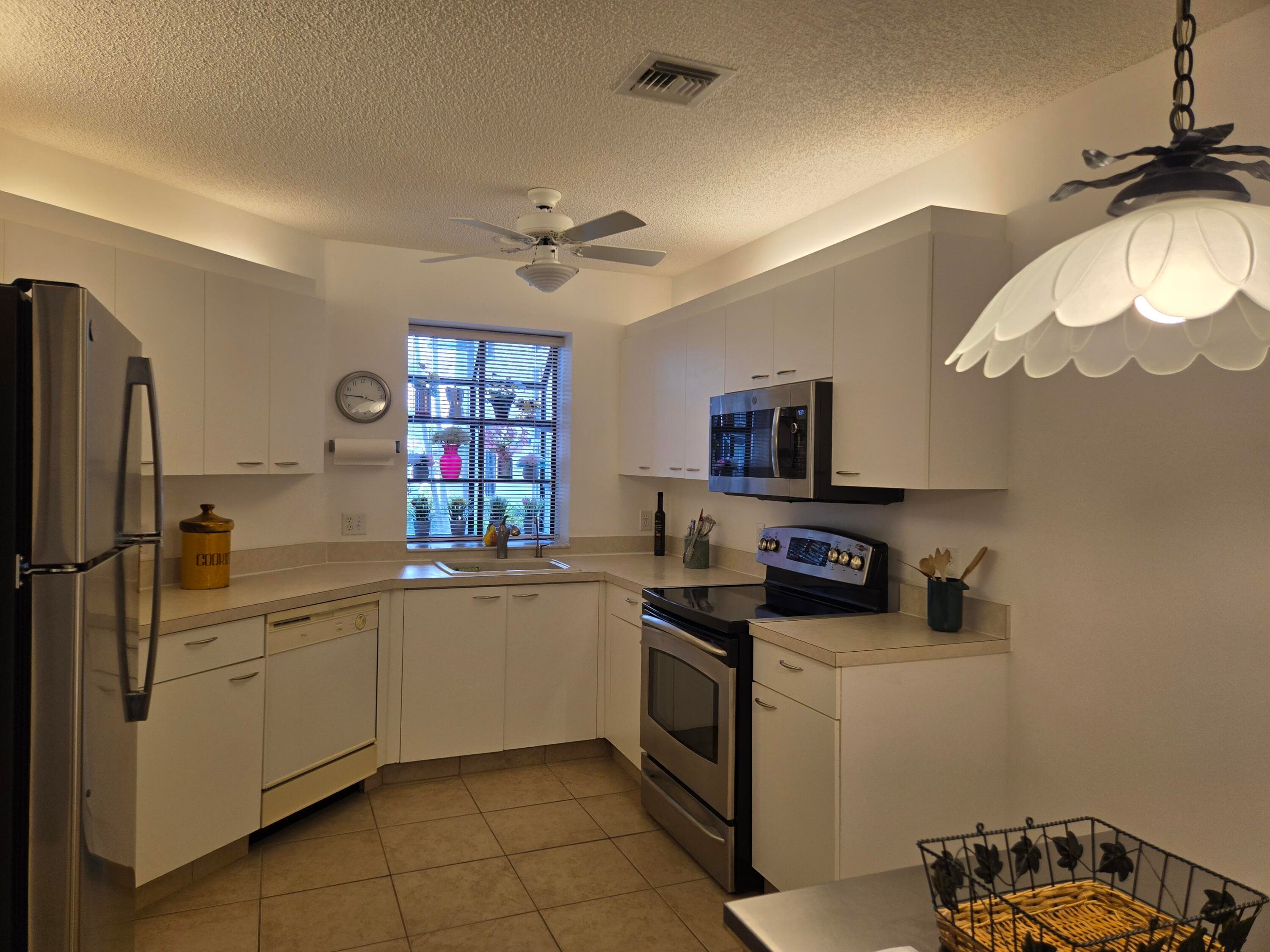 5135 Floria Drive G, Boynton Beach, FL 33437 — photo 26 of 82