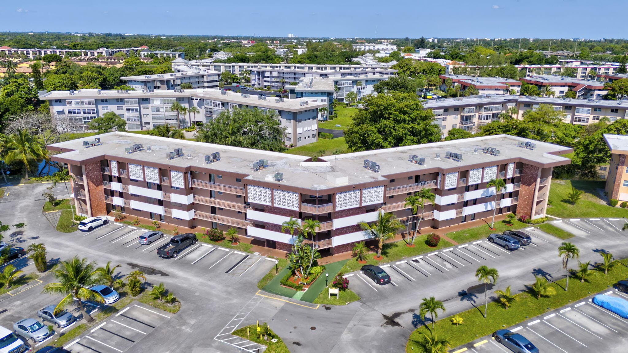 2951 NW 46th Avenue 407, Lauderdale Lakes, FL 33313 — photo 28 of 67