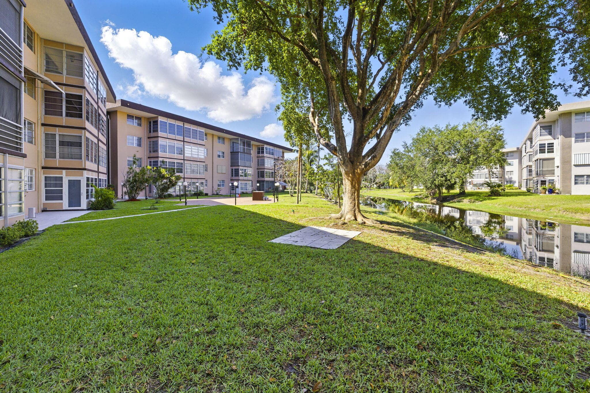 2951 NW 46th Avenue 407, Lauderdale Lakes, FL 33313 — photo 22 of 67