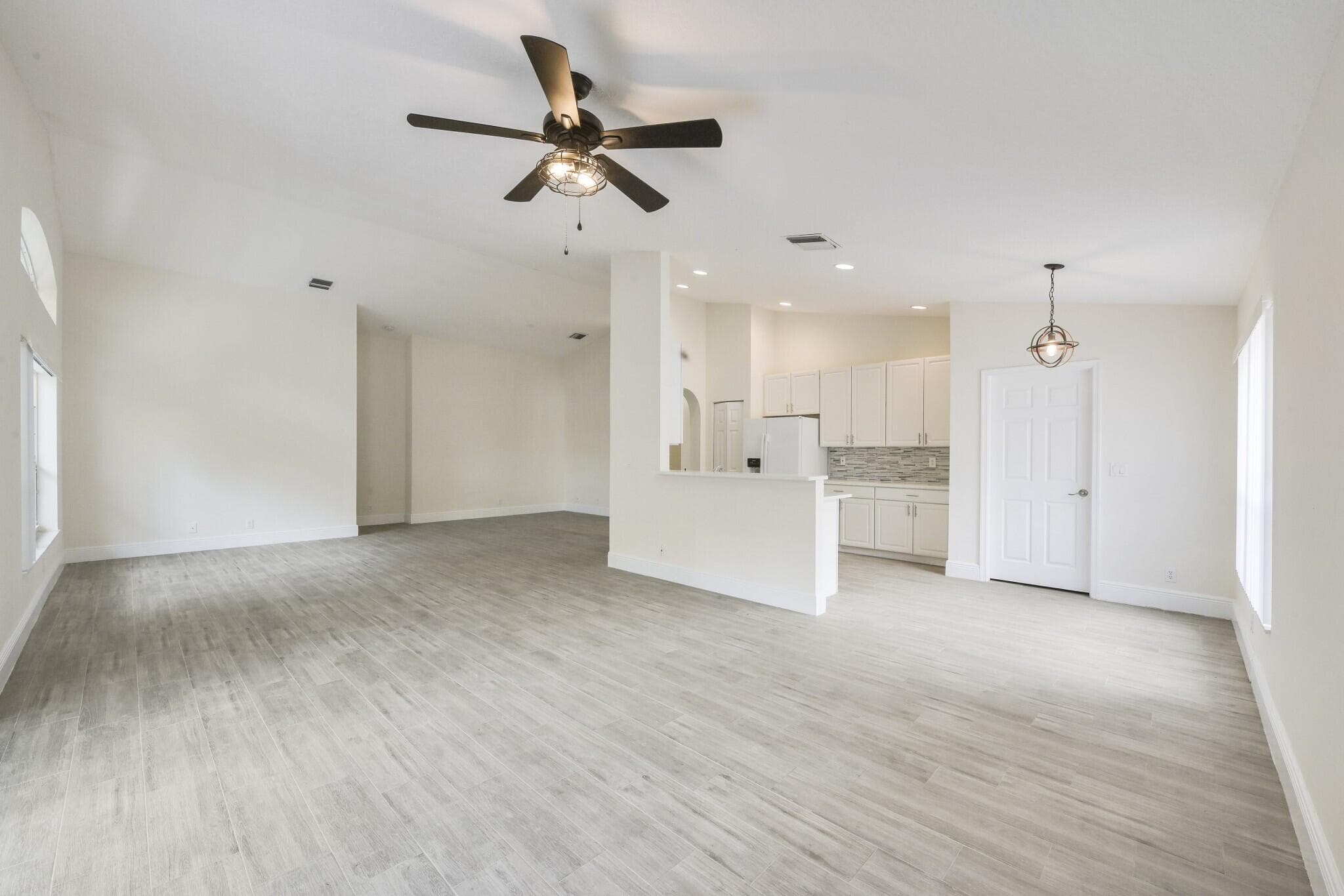 172 Jones Creek Drive, Jupiter, FL 33458 — photo 11 of 30