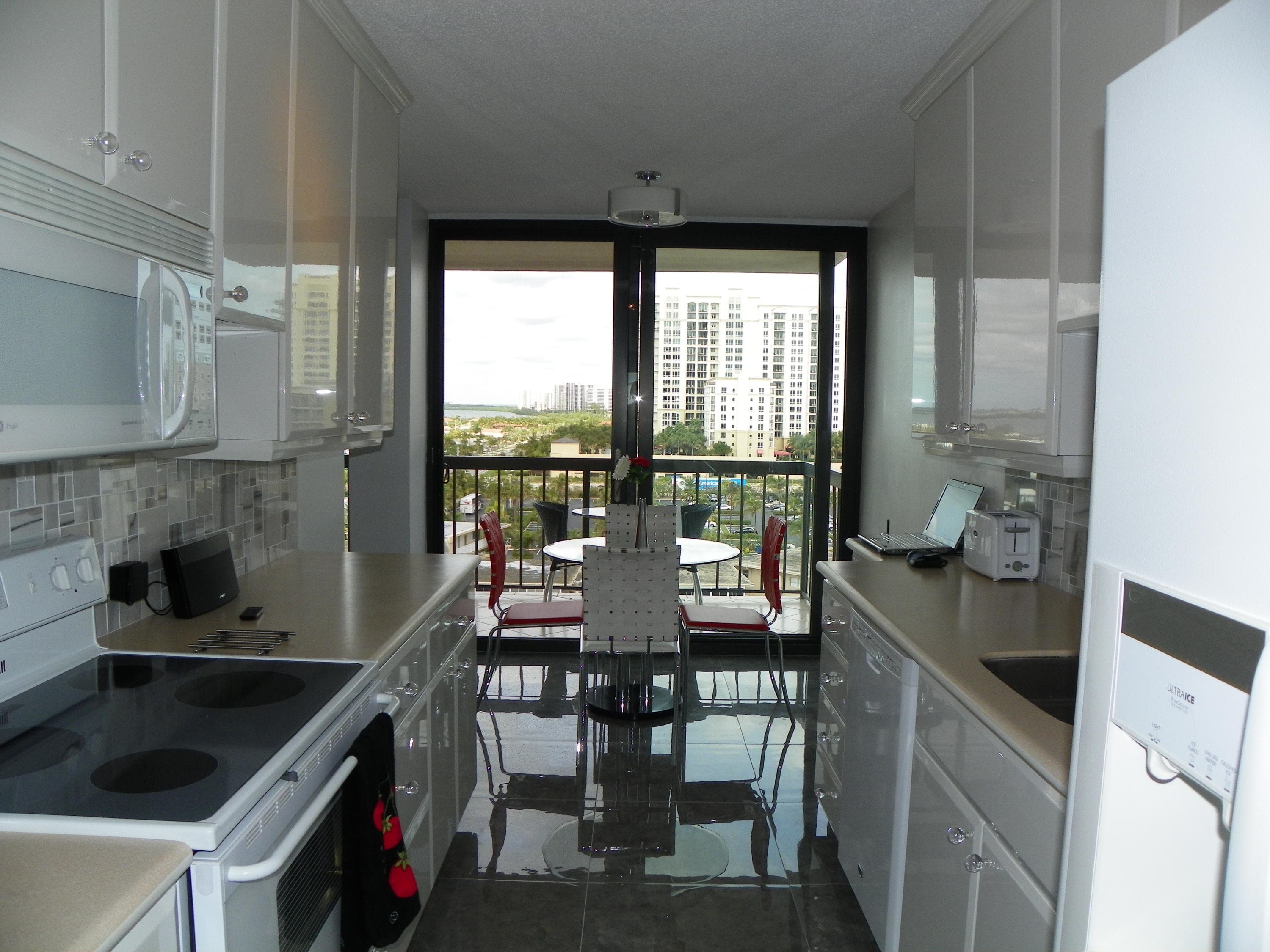 3400 N Ocean Drive 905, Riviera Beach, FL 33404 — photo 7 of 51