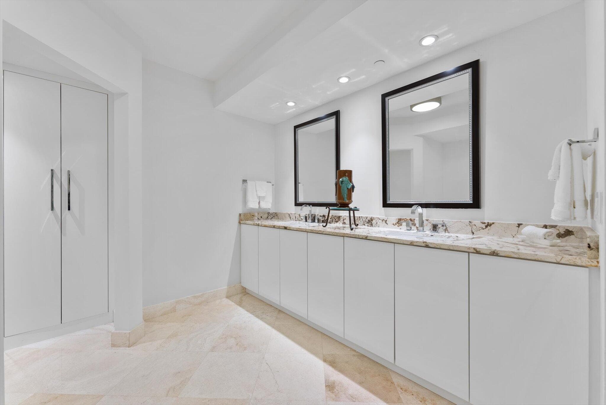 550 SE Mizner Boulevard B206, Boca Raton, FL 33432 — photo 33 of 65