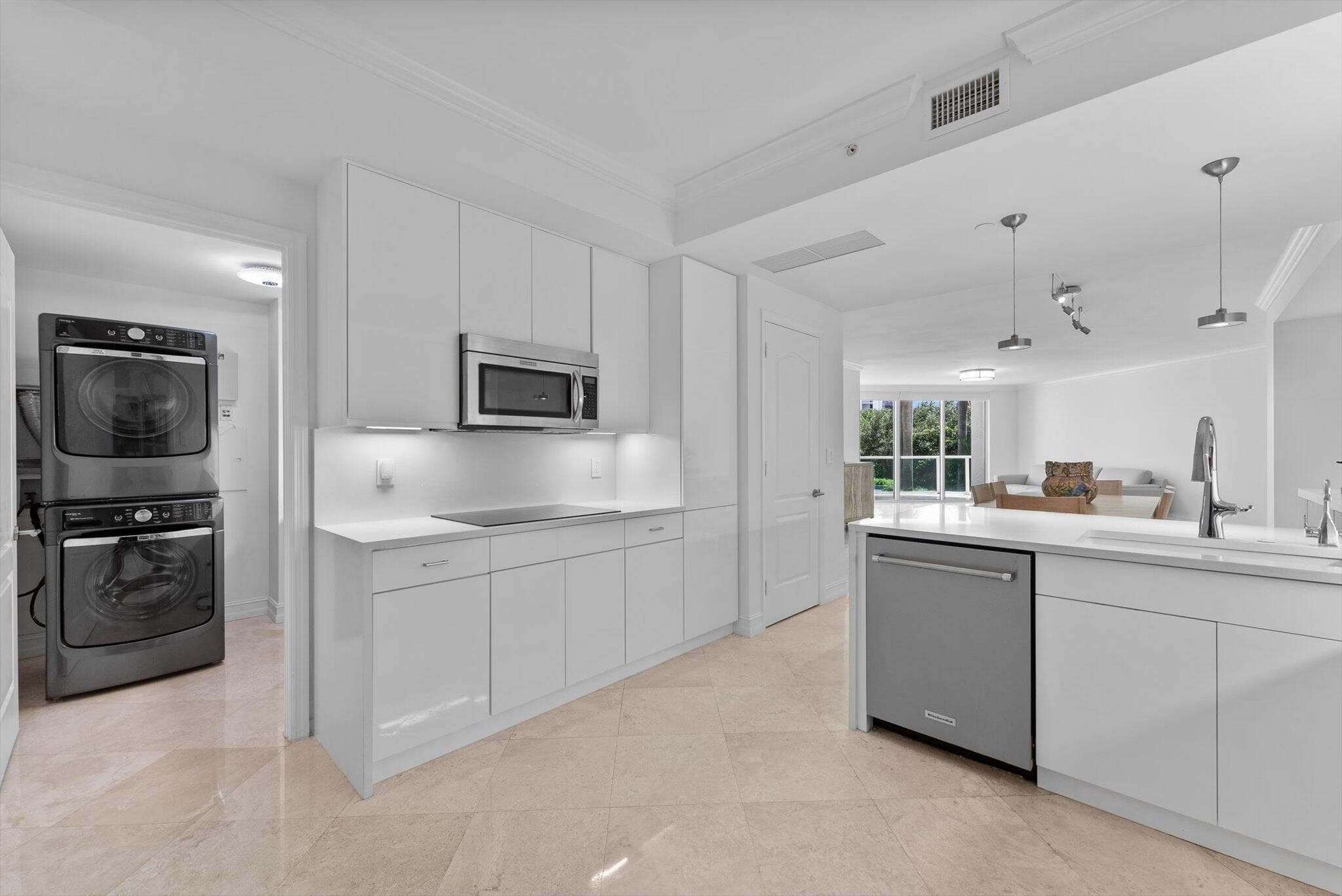 550 SE Mizner Boulevard B206, Boca Raton, FL 33432 — photo 1 of 65