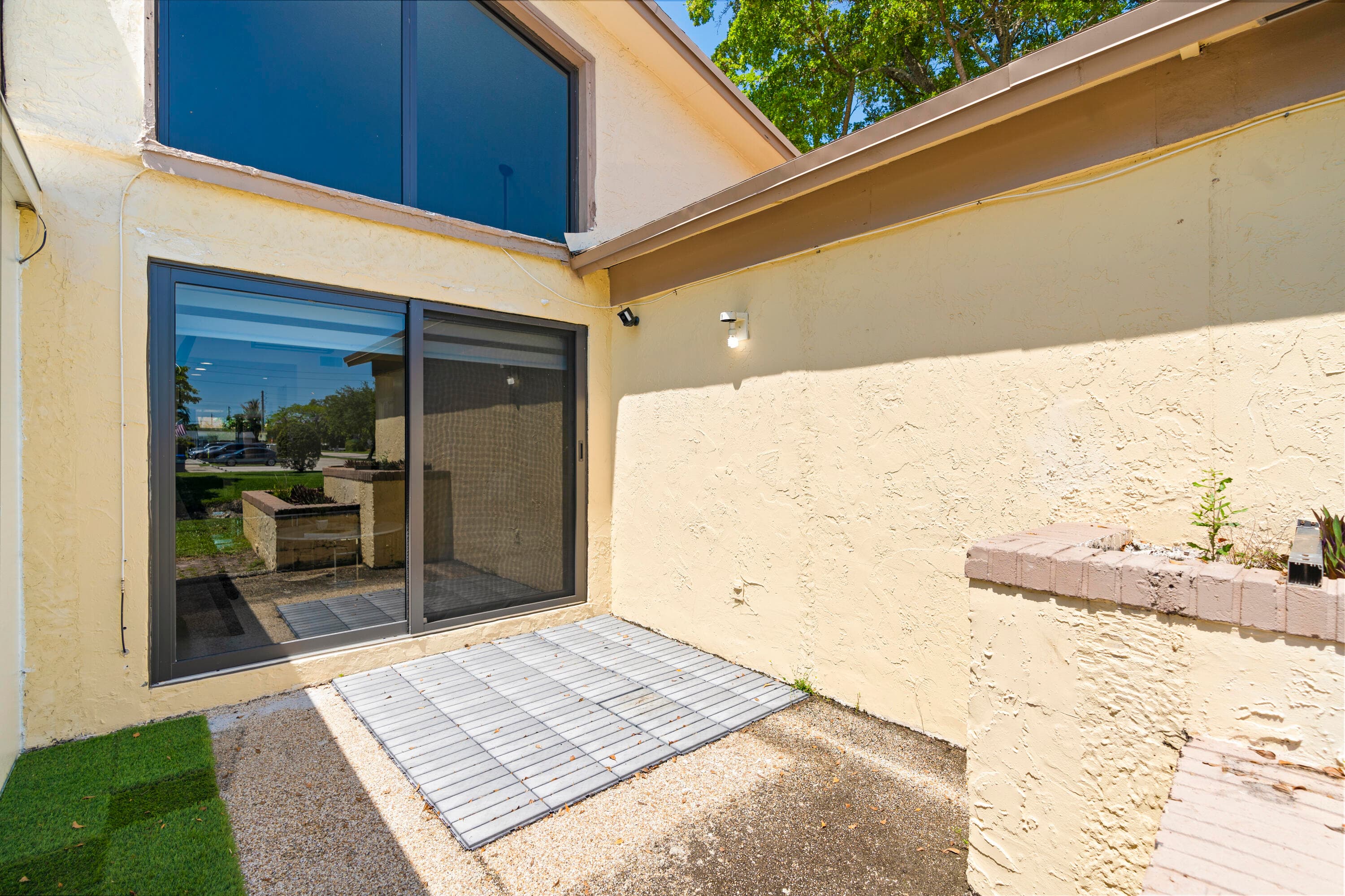 10650 NW 30th Place 1, Sunrise, FL 33322 — photo 12 of 38