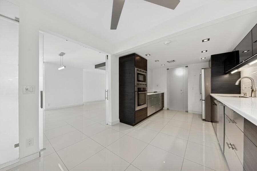 2200 S Ocean Boulevard 606, Delray Beach, FL 33483 — photo 11 of 47