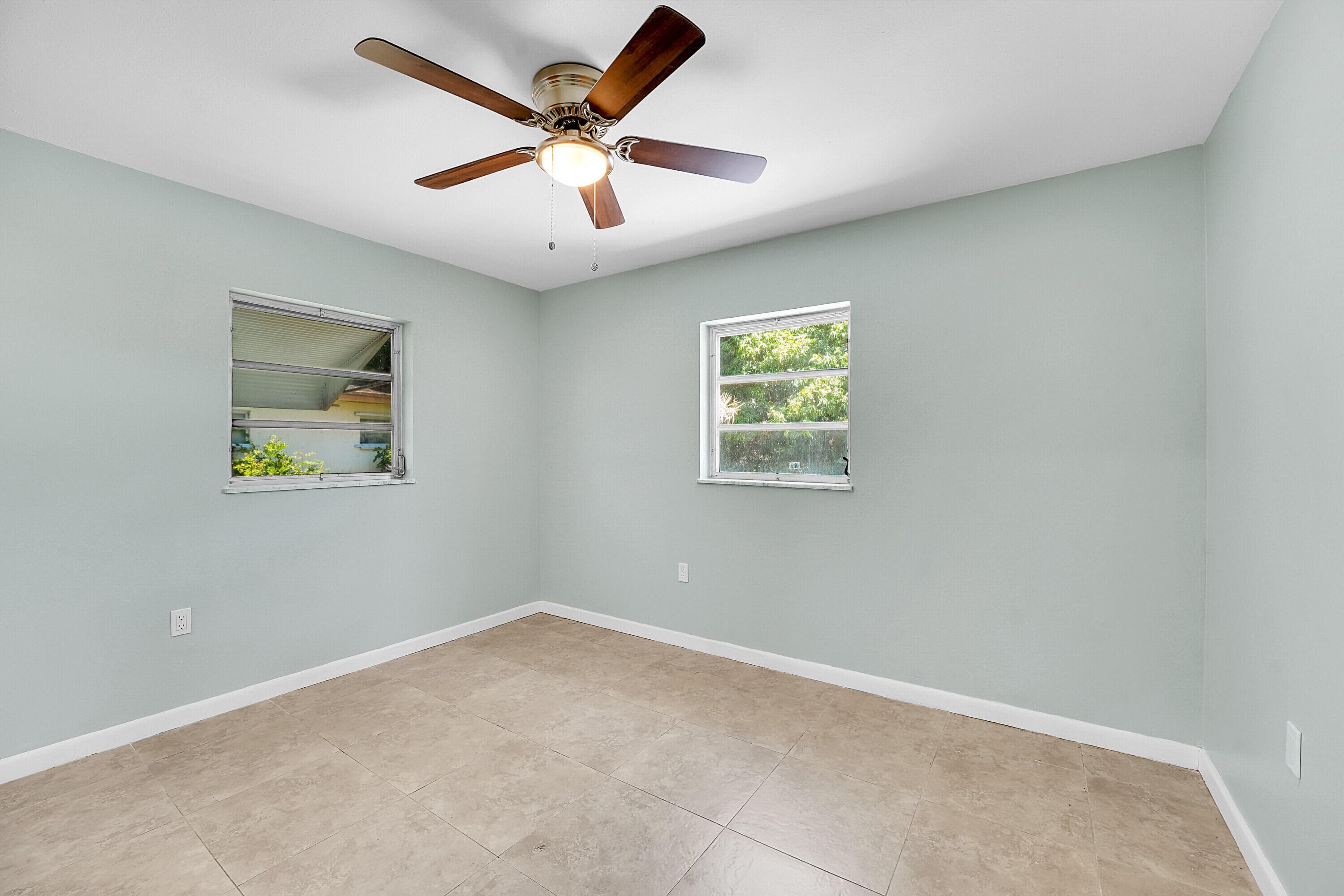 302 W Arbor Avenue, Port St. Lucie, FL 34952 — photo 13 of 25