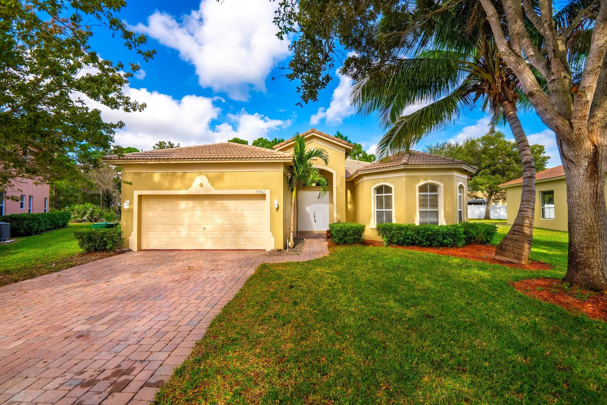 5761 Spanish River Road, Fort Pierce, FL 34951 — photo 1 of 25