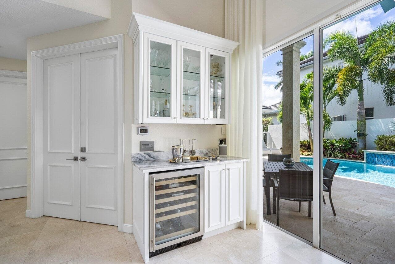 6379 Avalon Pointe Court, Boca Raton, FL 33496 — photo 11 of 37
