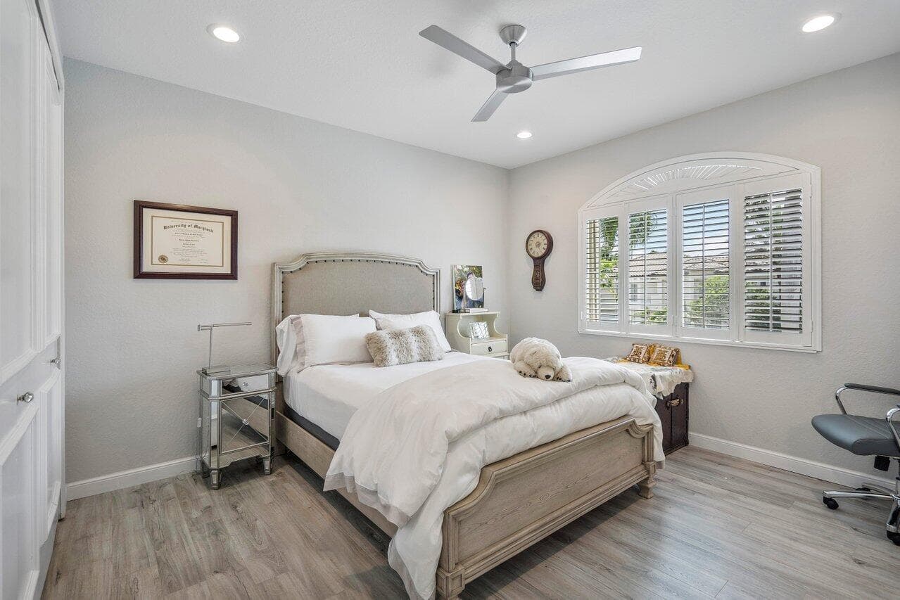 6379 Avalon Pointe Court, Boca Raton, FL 33496 — photo 14 of 37