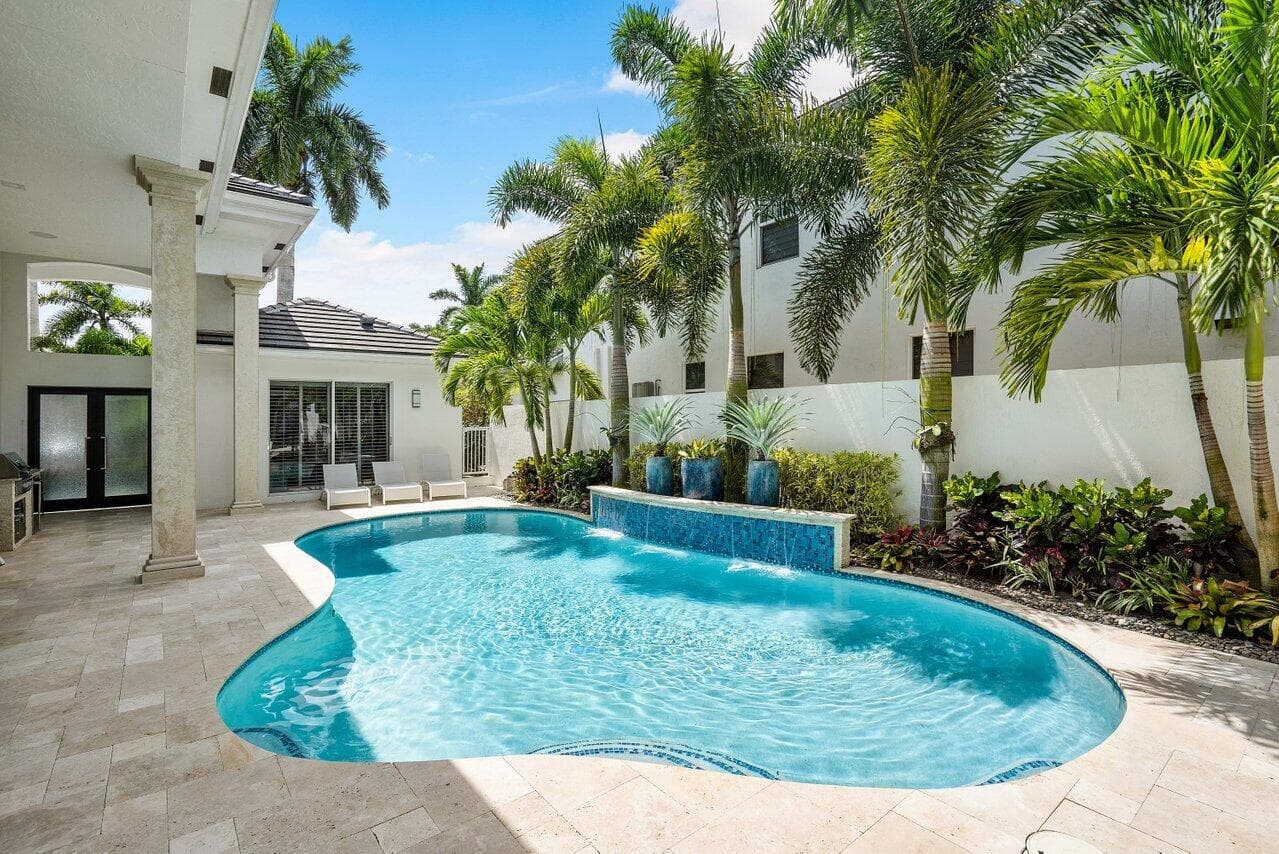6379 Avalon Pointe Court, Boca Raton, FL 33496 — photo 21 of 37