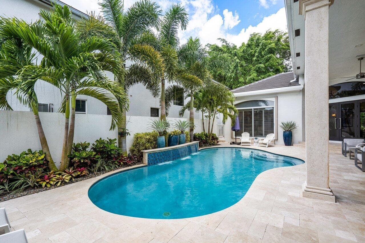 6379 Avalon Pointe Court, Boca Raton, FL 33496 — photo 22 of 37