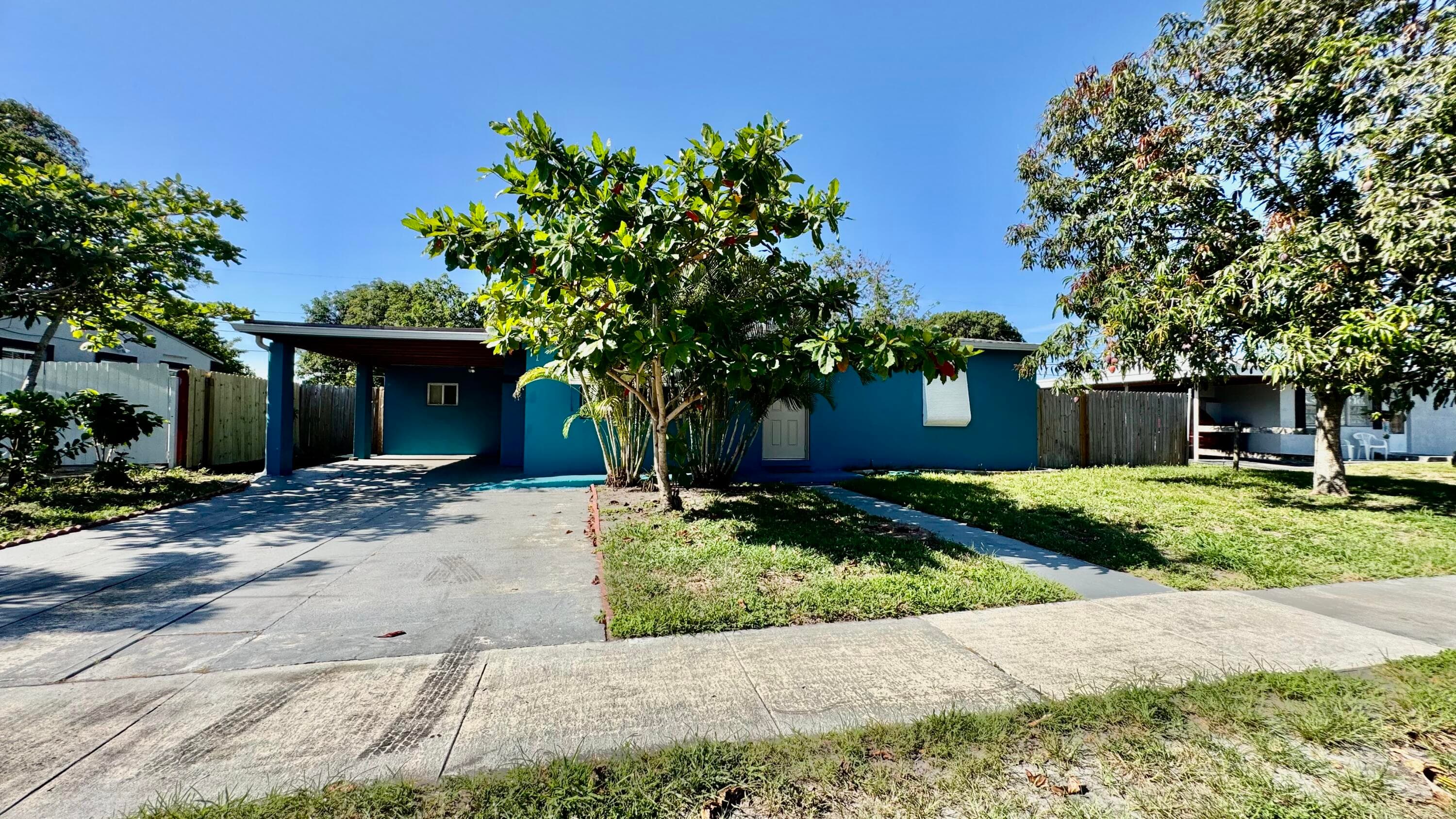 629 Troy Boulevard, West Palm Beach, FL 33409 — photo 5 of 31