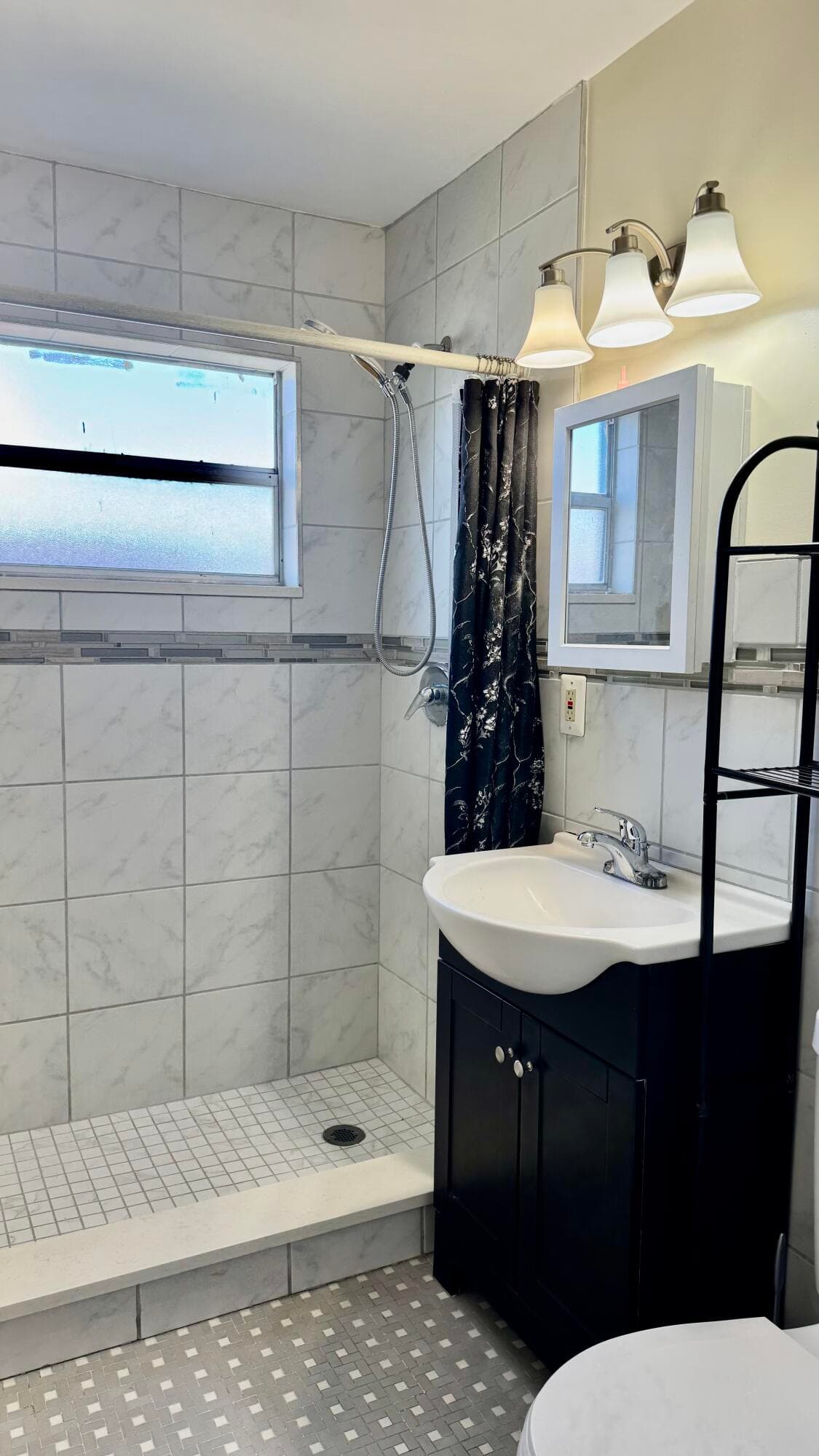 629 Troy Boulevard, West Palm Beach, FL 33409 — photo 15 of 31