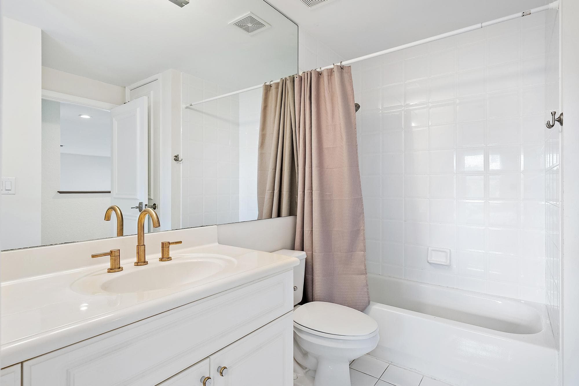 8405 Legend Club Drive, West Palm Beach, FL 33412 — photo 24 of 50