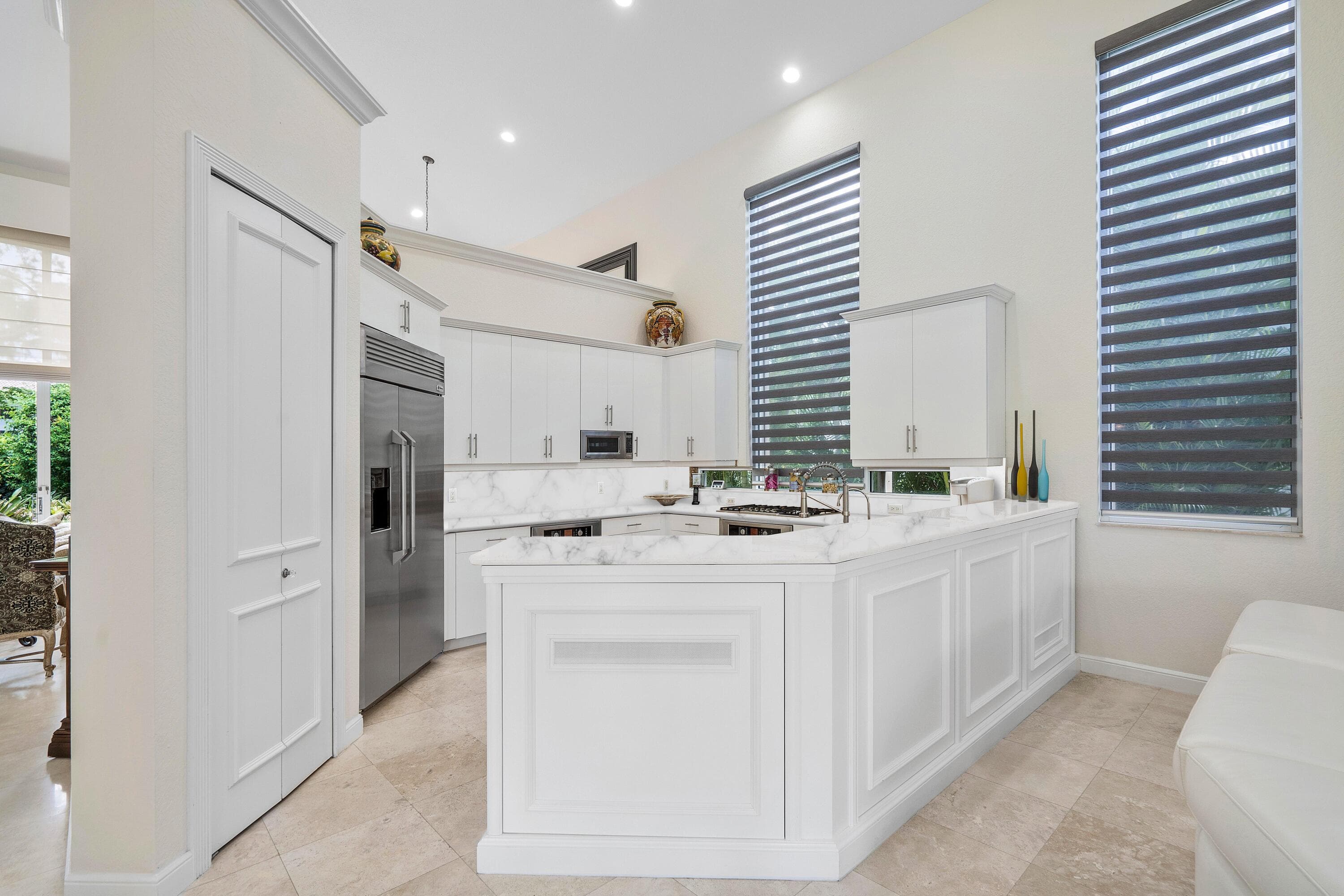 6379 Avalon Pointe Court, Boca Raton, FL 33496 — photo 4 of 37