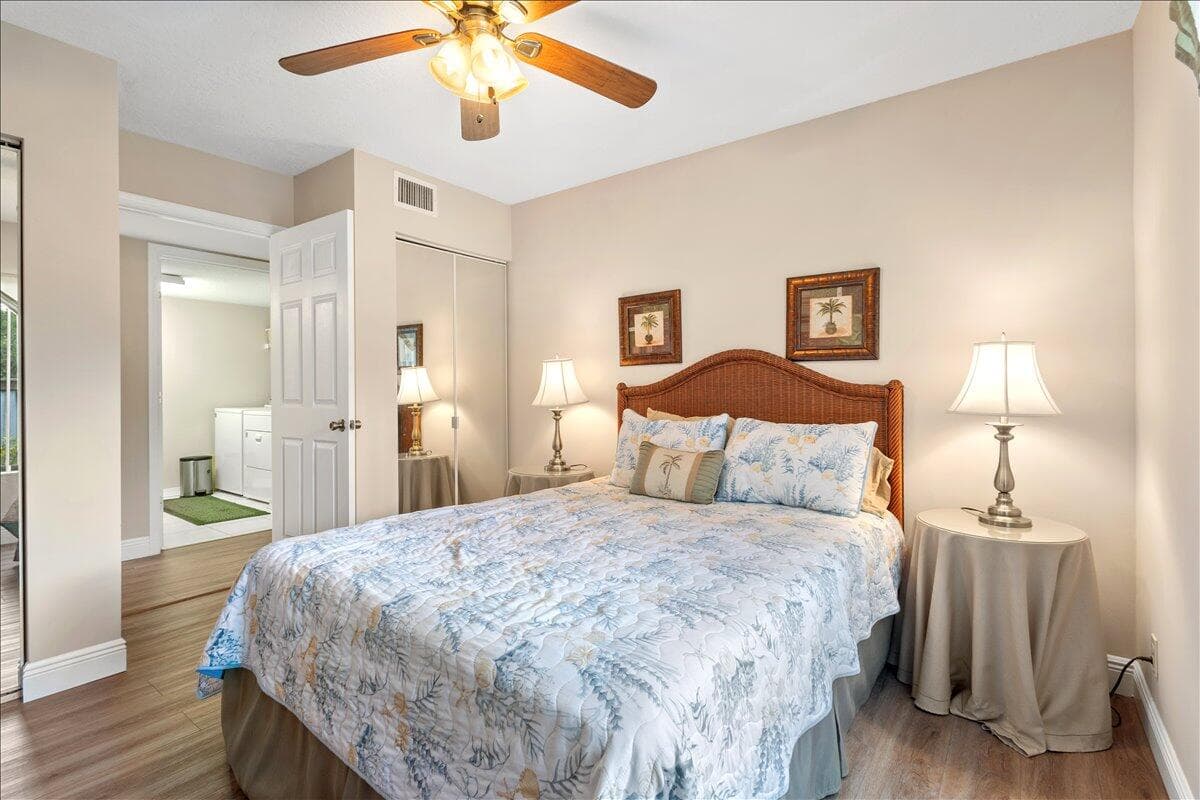 1995 SW Silver Pine Way Bldg 119 H1, Palm City, FL 34990 — photo 32 of 41