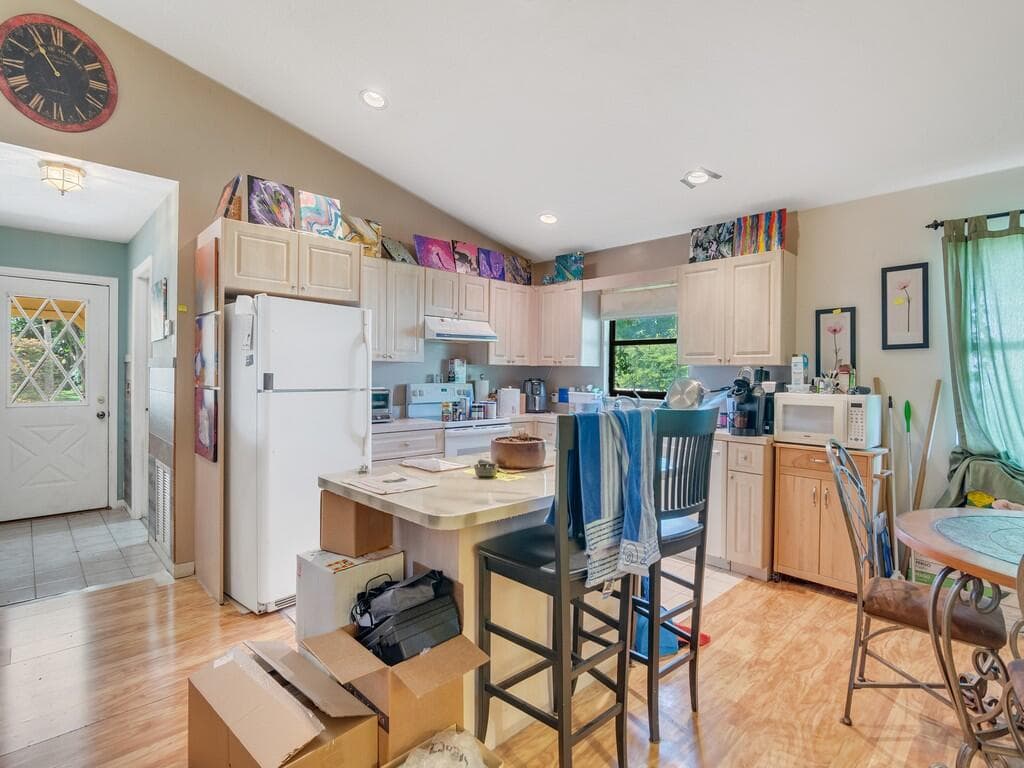 3625 2nd Lane, Vero Beach, FL 32968 — photo 5 of 14