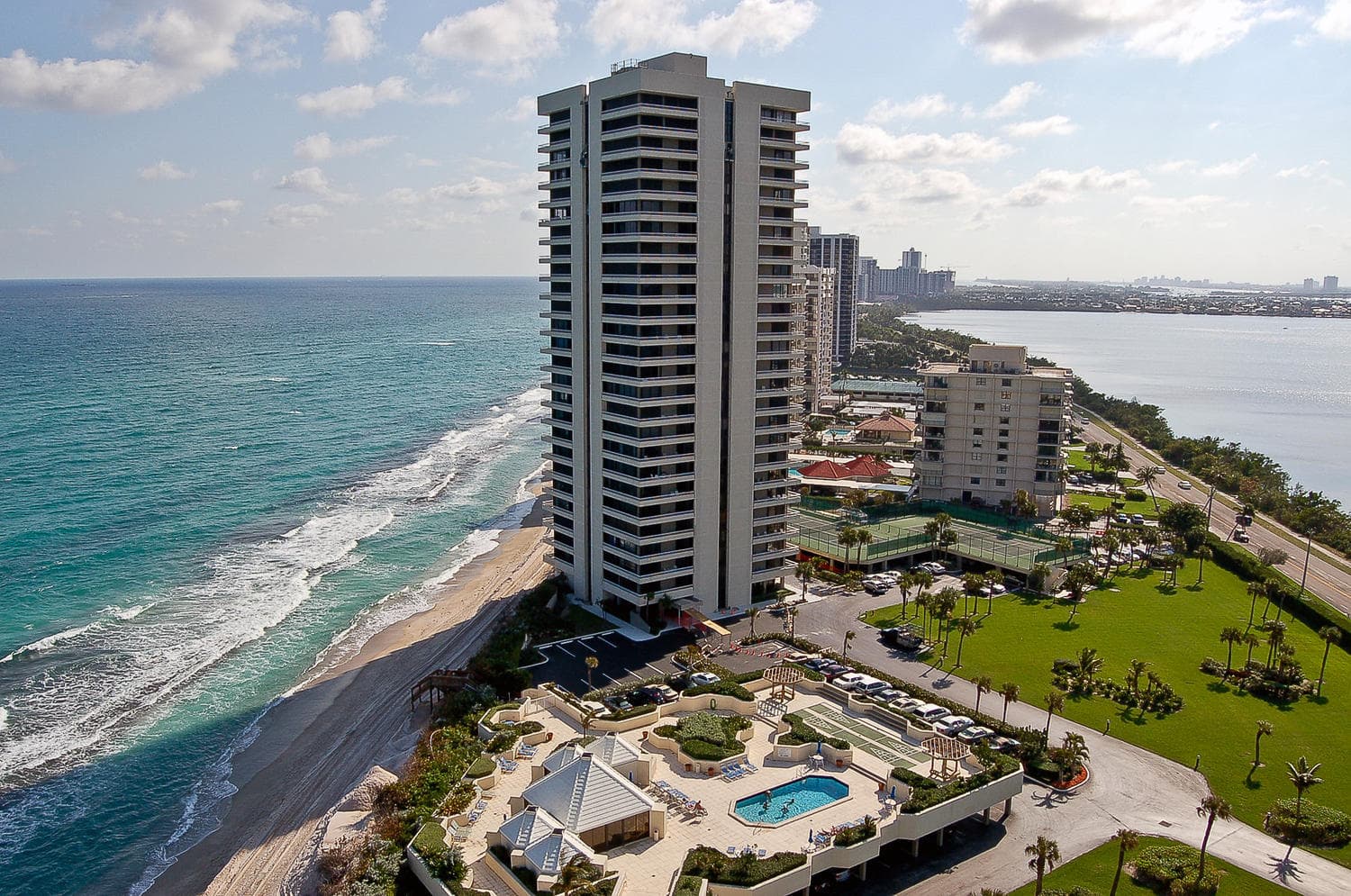 5510 N Ocean Drive 21-D, Singer Island, FL 33404 — photo
