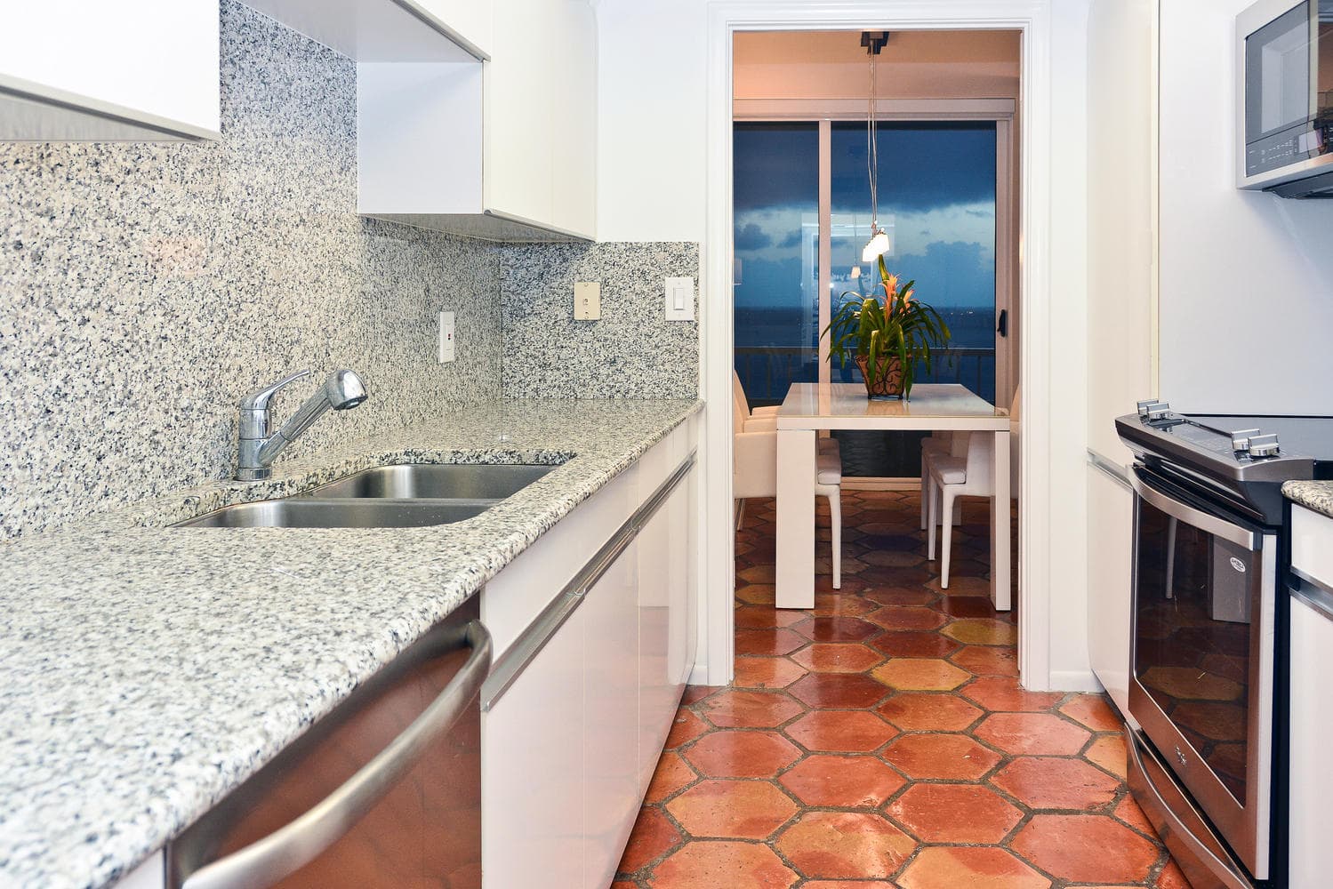 5510 N Ocean Drive 21-D, Singer Island, FL 33404 — photo 3 of 48