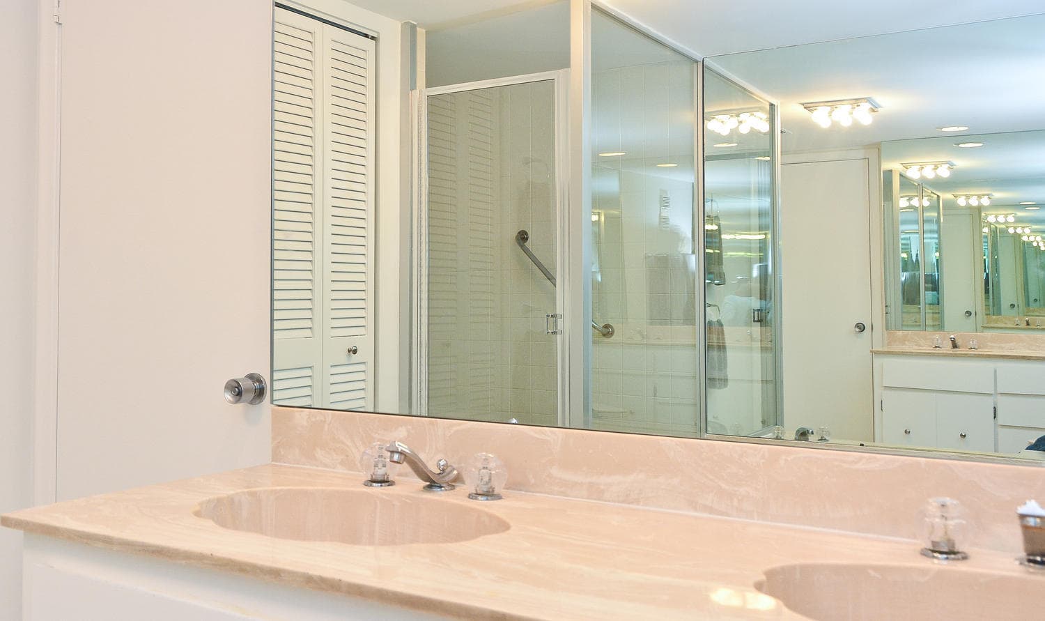 5510 N Ocean Drive 21-D, Singer Island, FL 33404 — photo 13 of 48