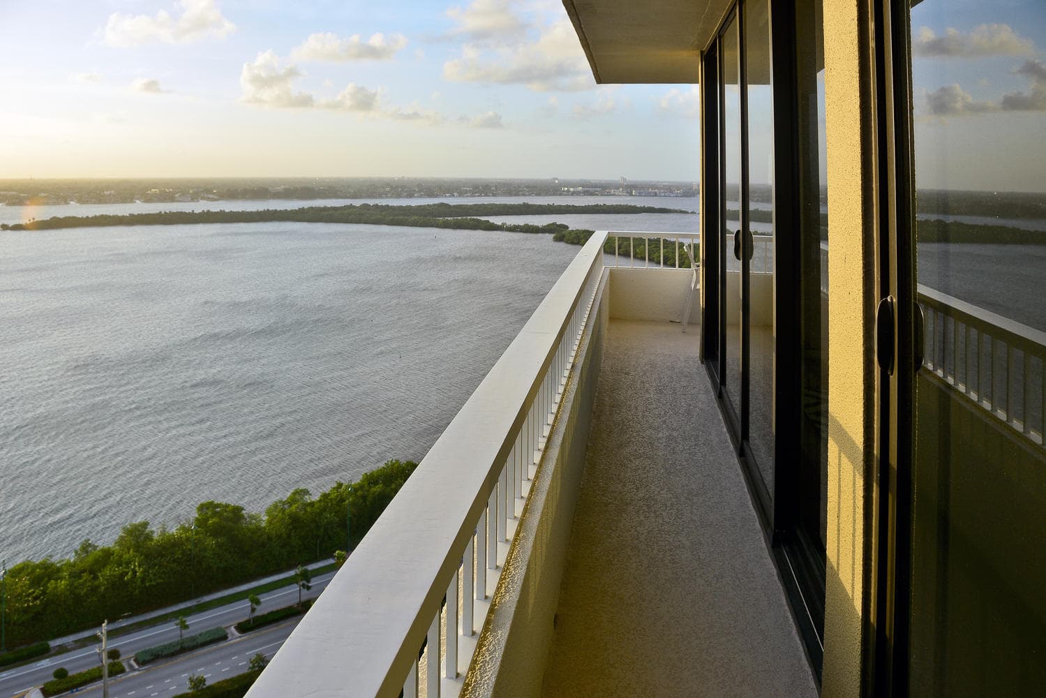 5510 N Ocean Drive 21-D, Singer Island, FL 33404 — photo 24 of 48